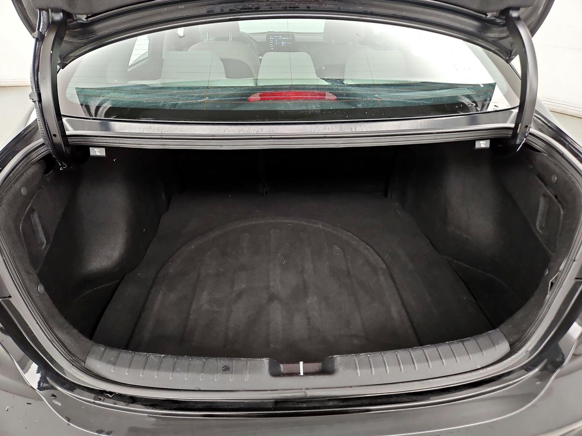 Thumbnail: 2023 Kia Forte - 20