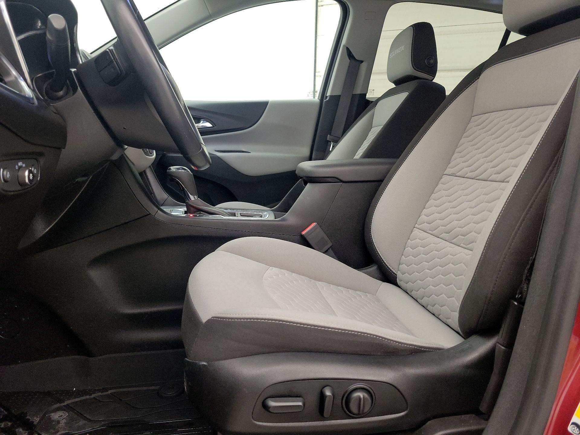 Thumbnail: 2020 Chevrolet Equinox - 11
