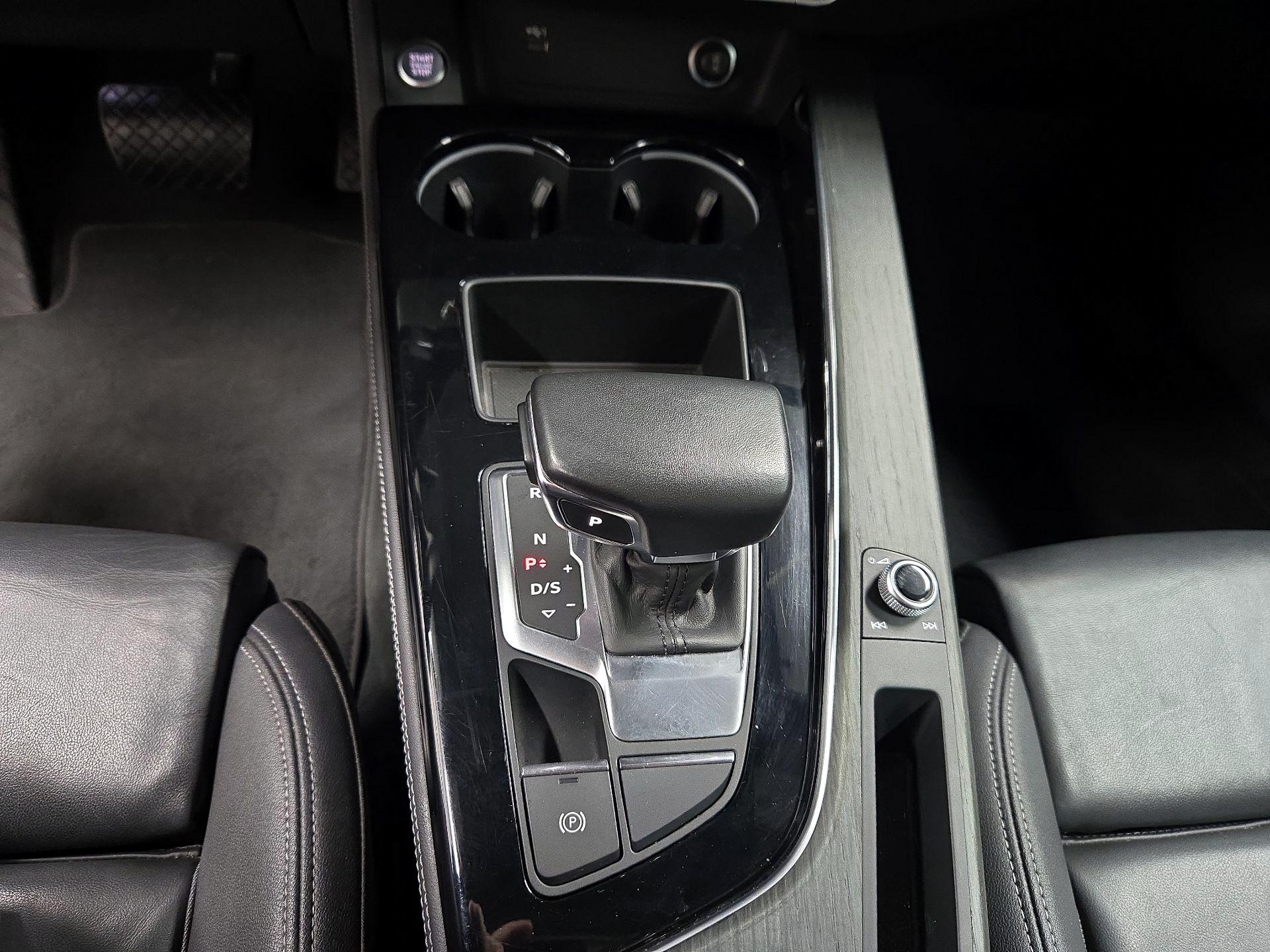 Thumbnail: 2024 Audi A4 - 17