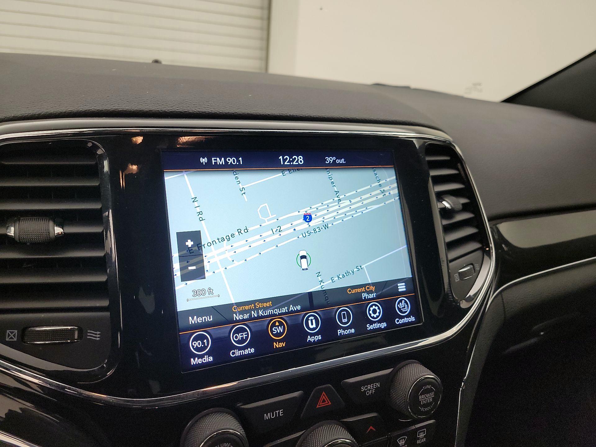 Thumbnail: 2021 Jeep Grand Cherokee - 12