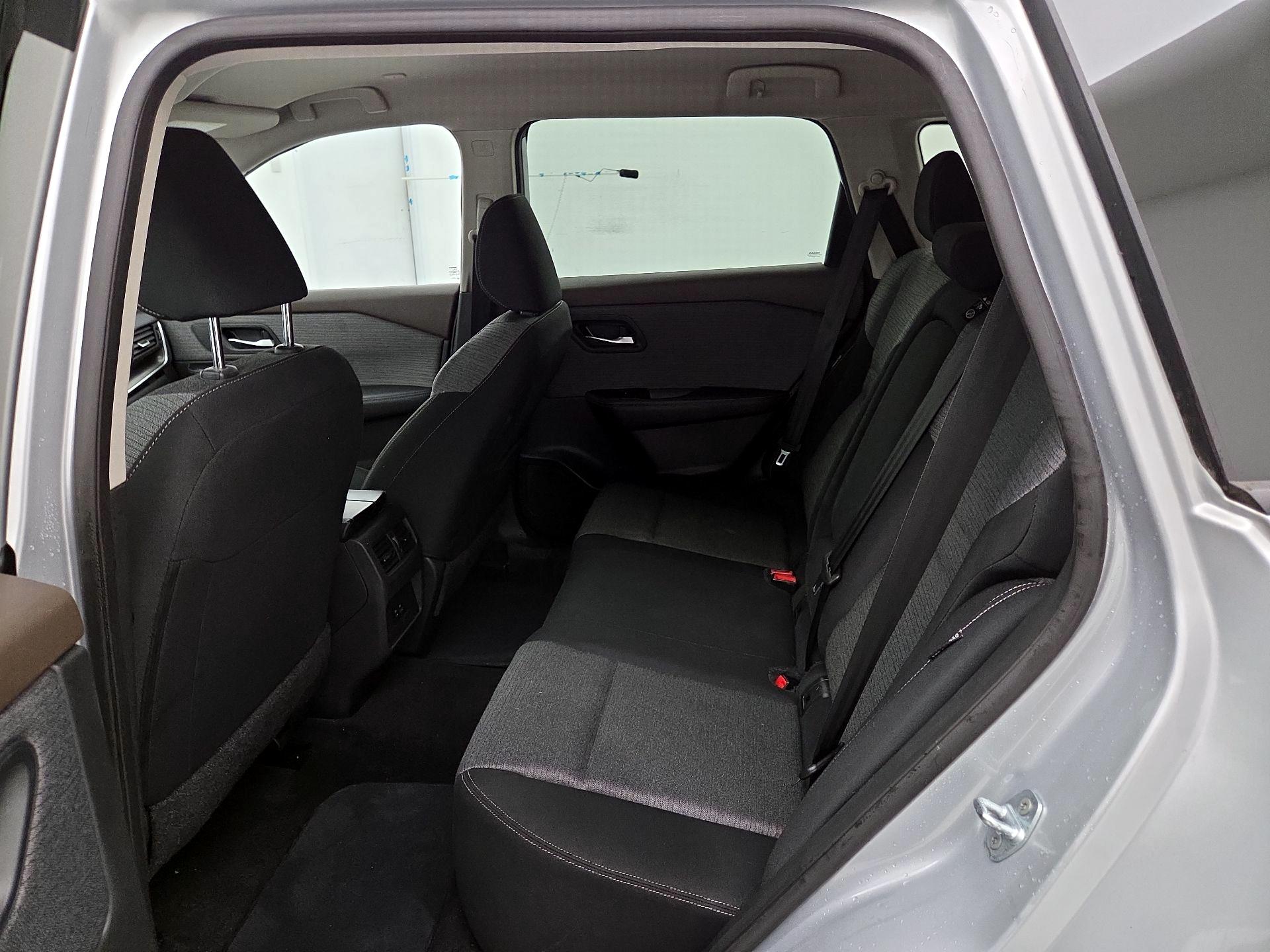 Thumbnail: 2023 Nissan Rogue - 19