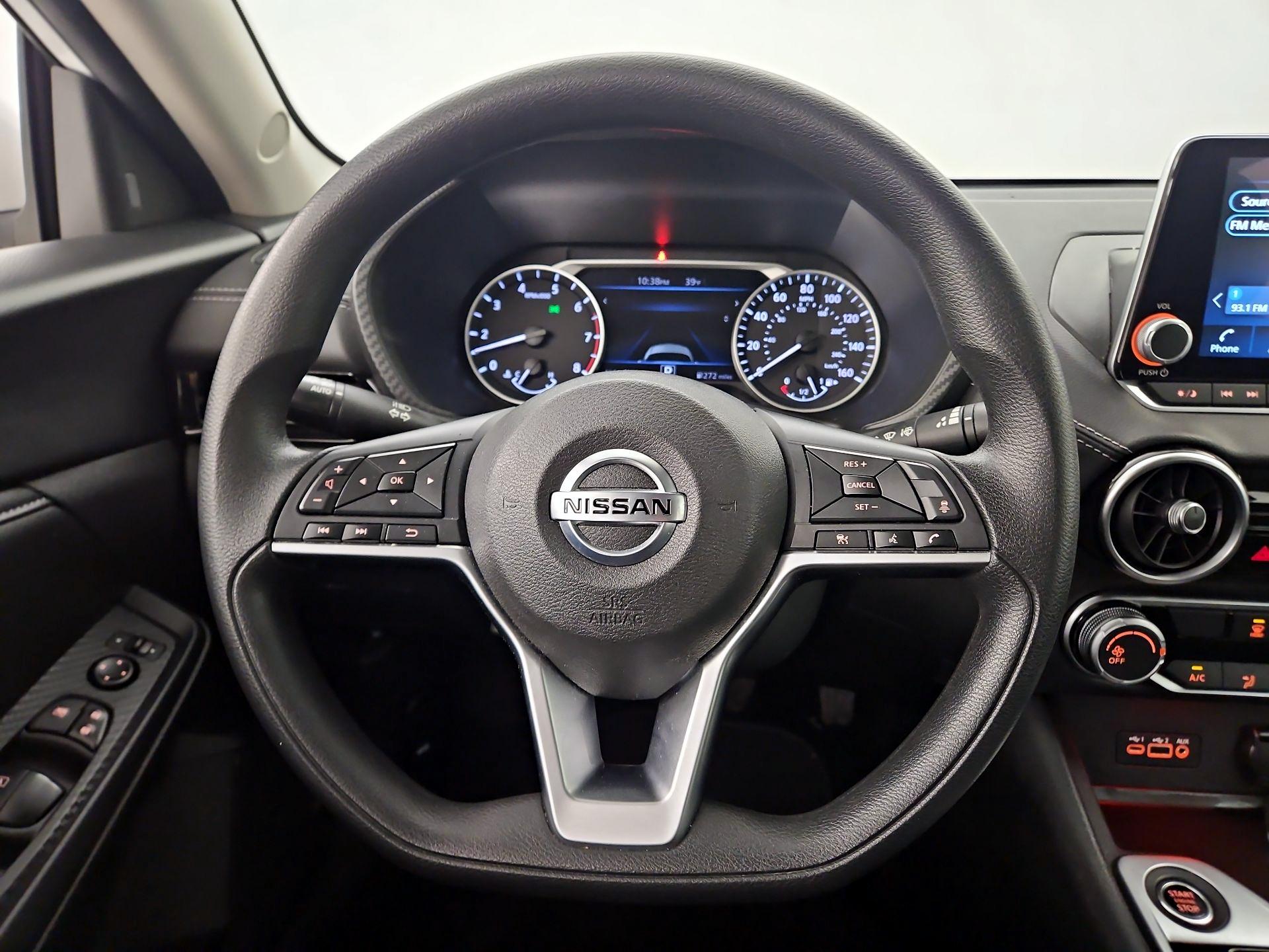 Thumbnail: 2023 Nissan Sentra - 10