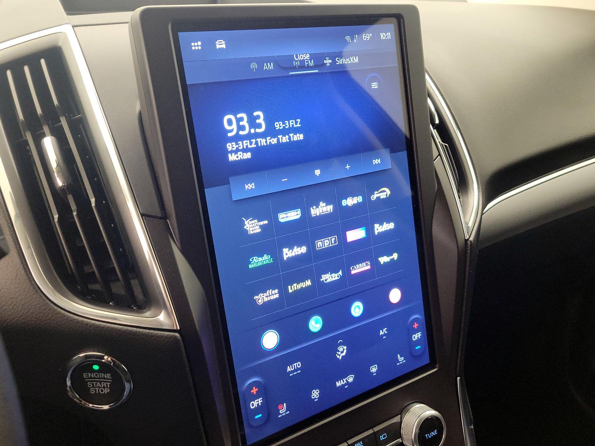 Thumbnail: 2021 Ford Edge - 16