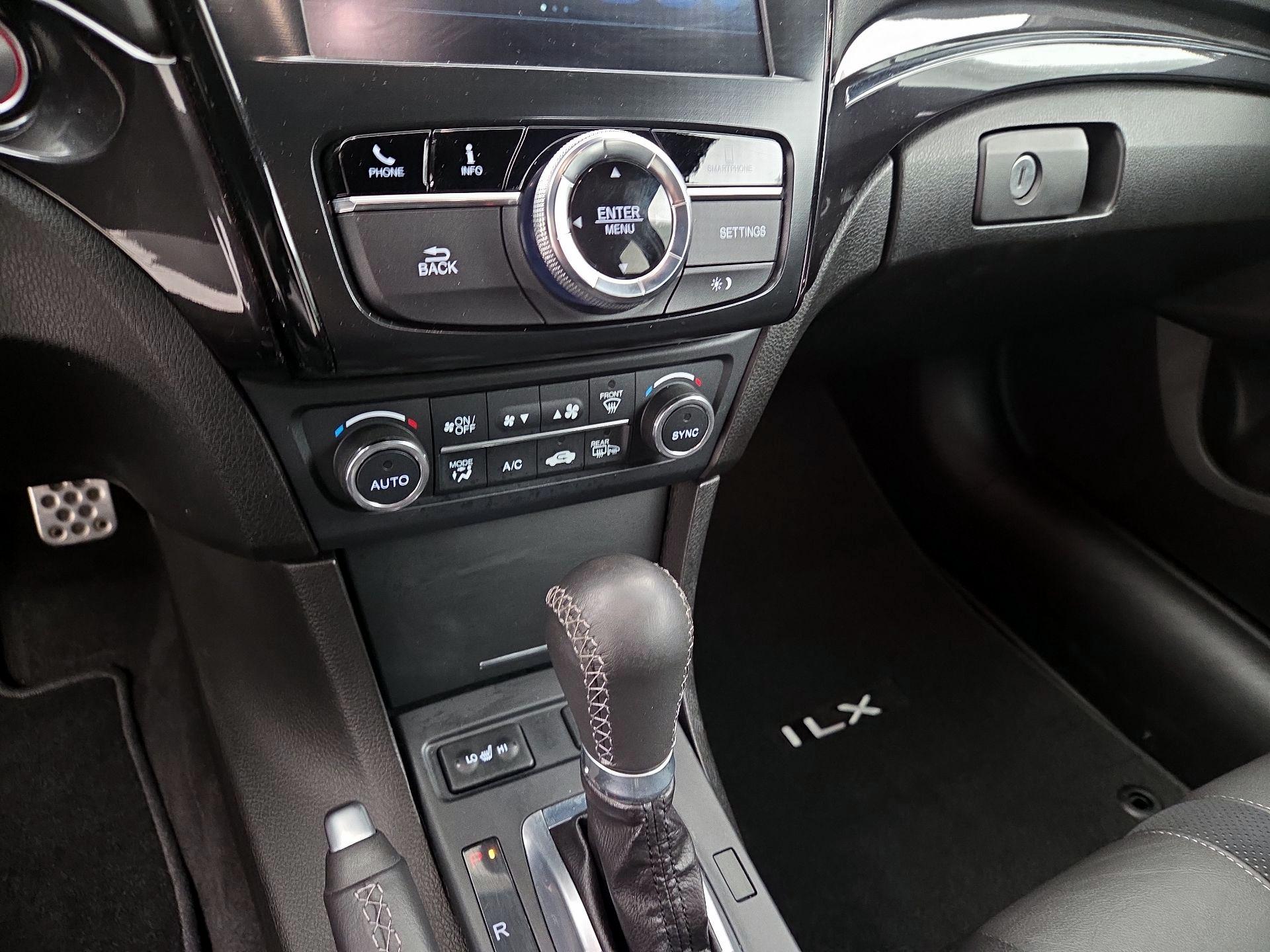 Thumbnail: 2022 Acura ILX - 16