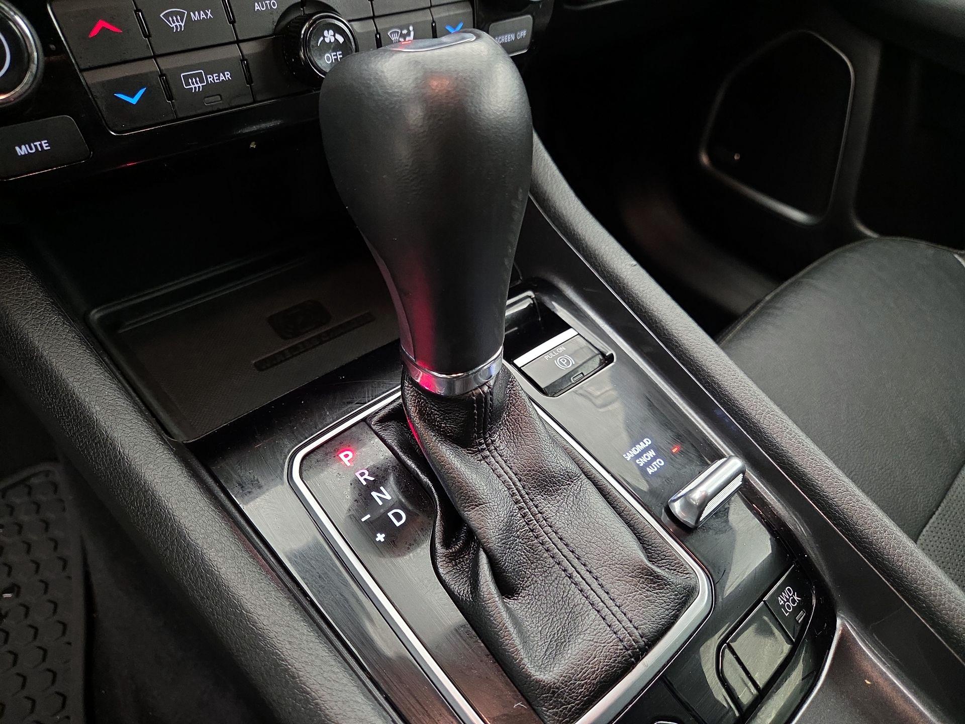 Thumbnail: 2023 Jeep Compass - 17