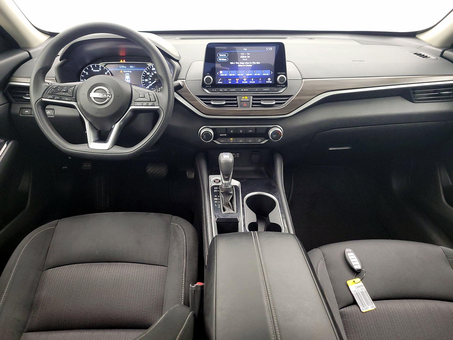 Thumbnail: 2023 Nissan Altima - 9