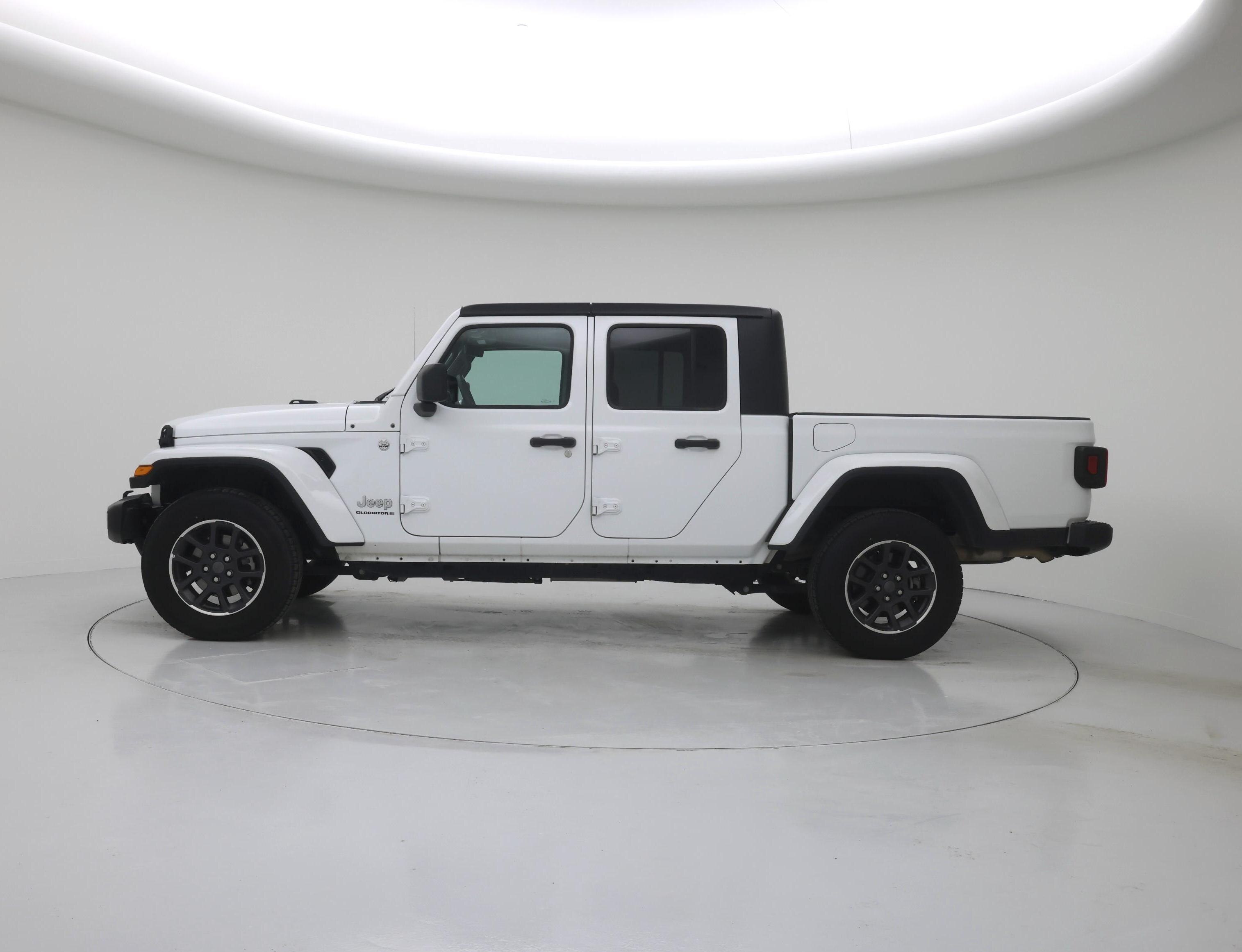 Thumbnail: 2023 Jeep Gladiator - 3