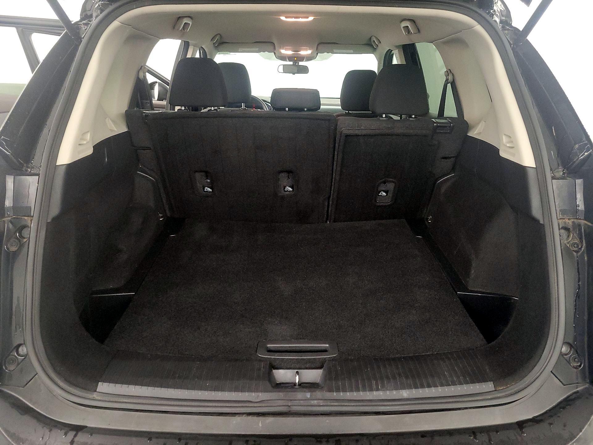 Thumbnail: 2023 Nissan Rogue - 20