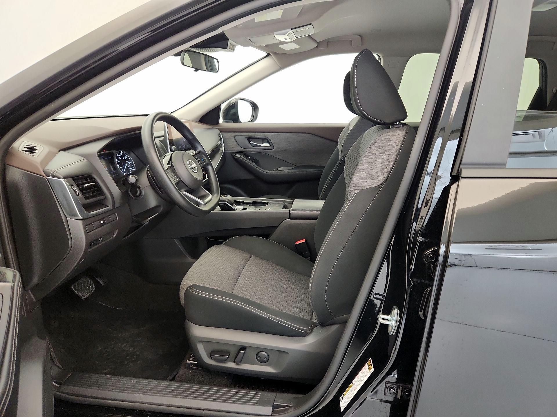 Thumbnail: 2023 Nissan Rogue - 11