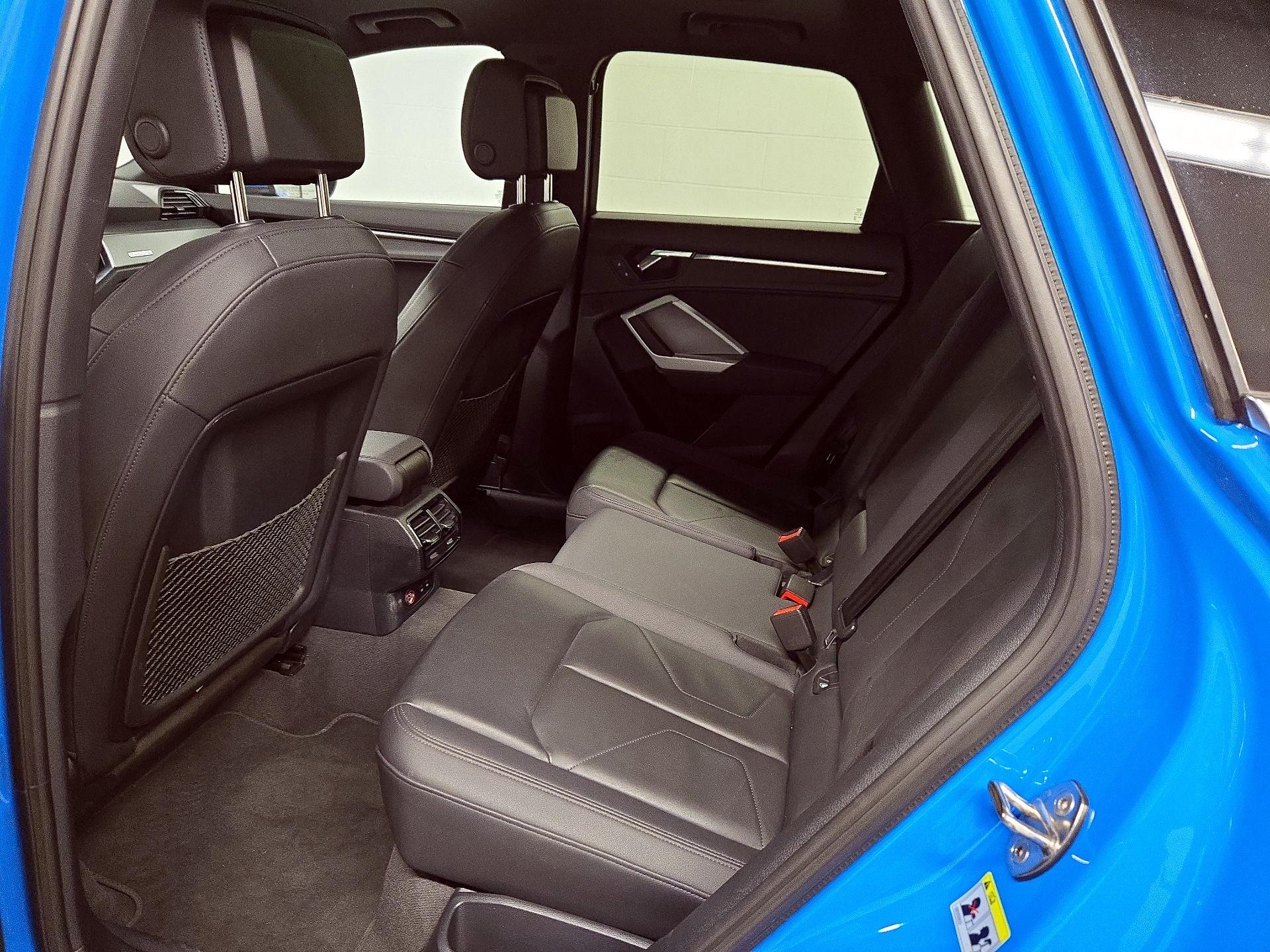 Thumbnail: 2023 Audi Q3 - 20