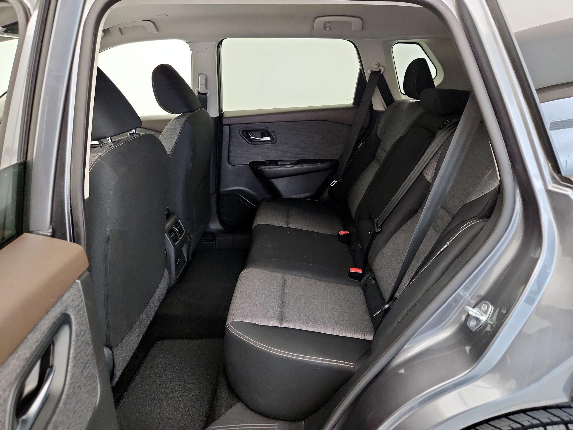 Thumbnail: 2023 Nissan Rogue - 19