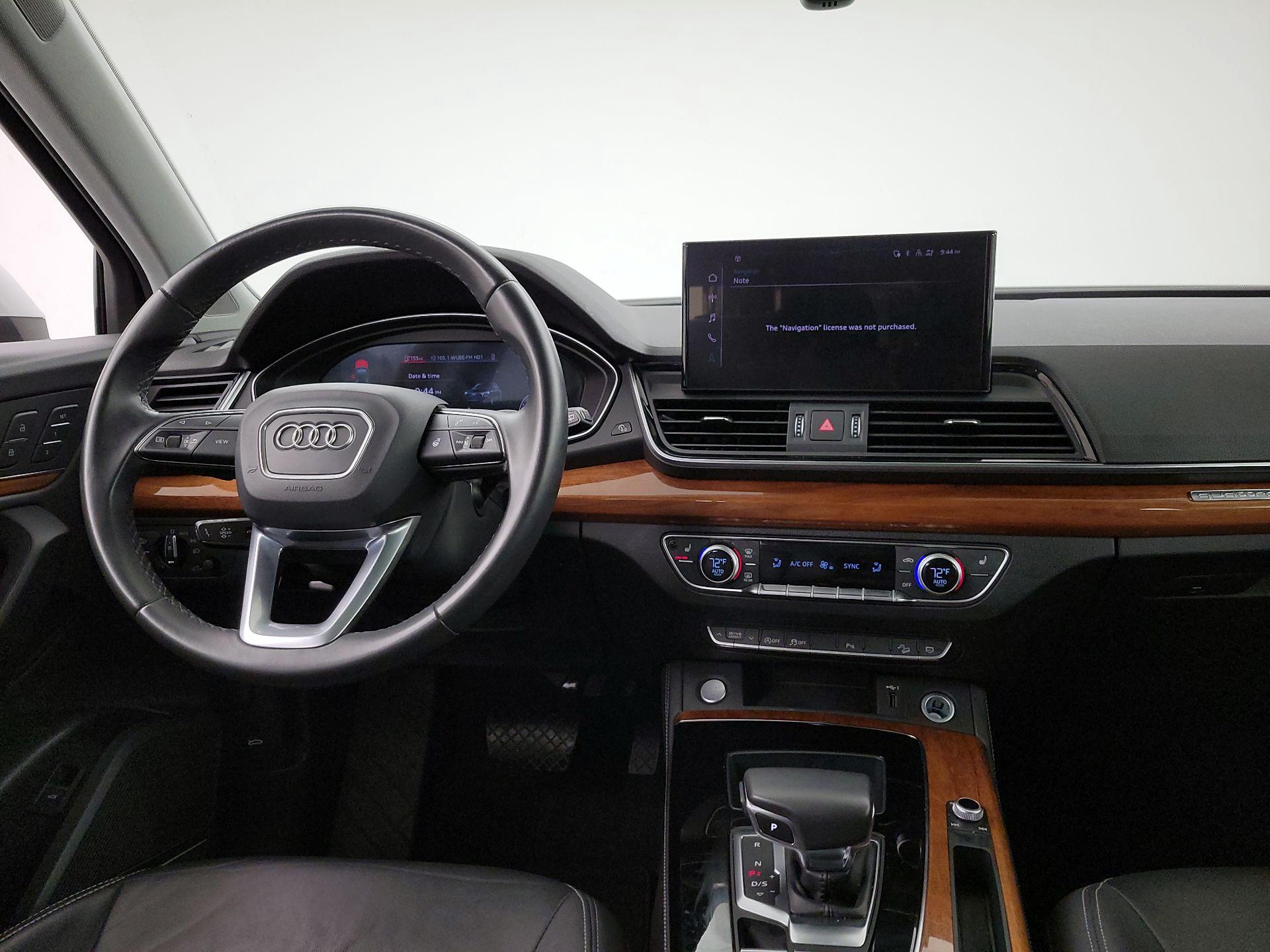 Thumbnail: 2023 Audi Q5 - 10