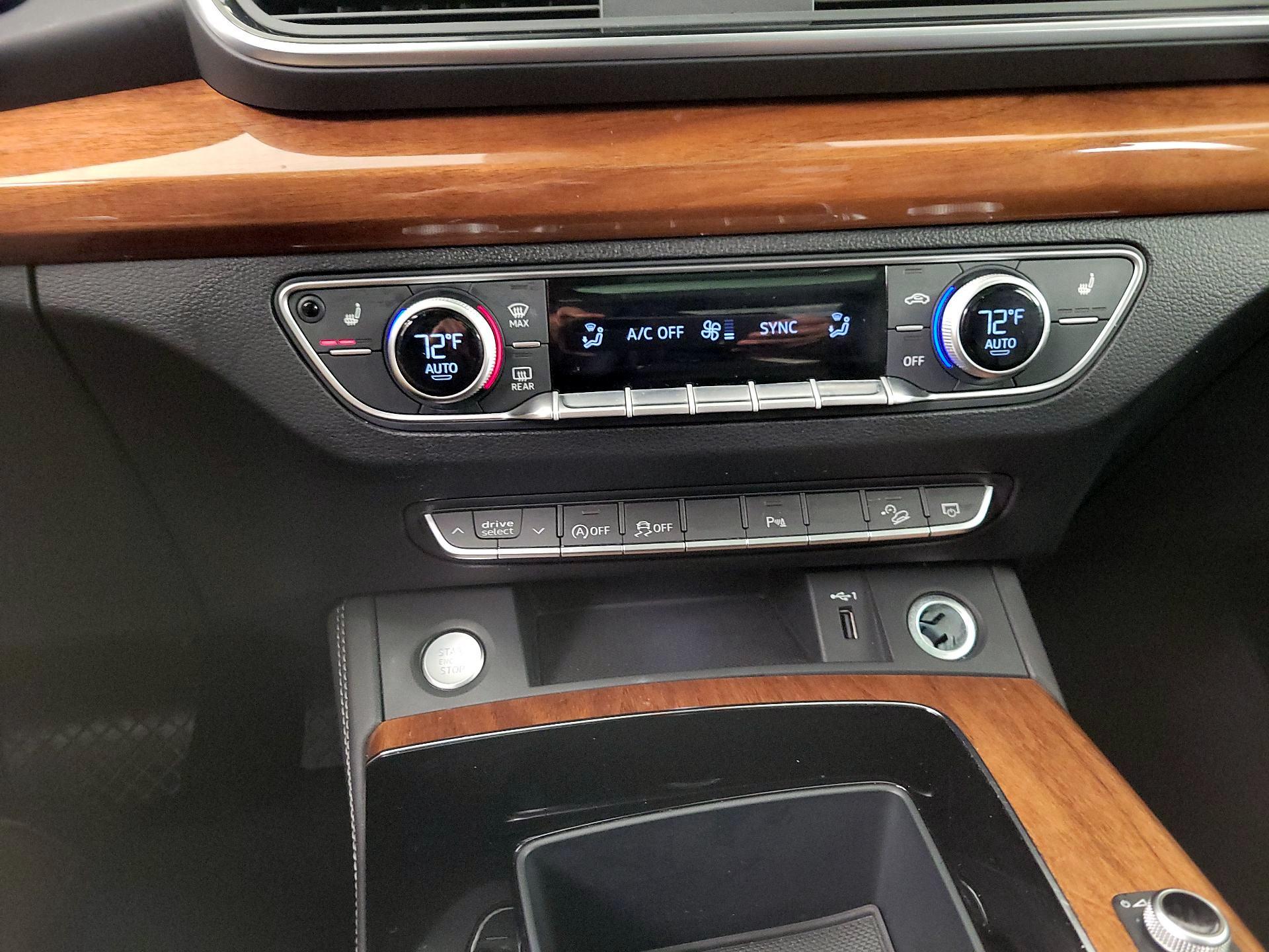 Thumbnail: 2023 Audi Q5 - 16