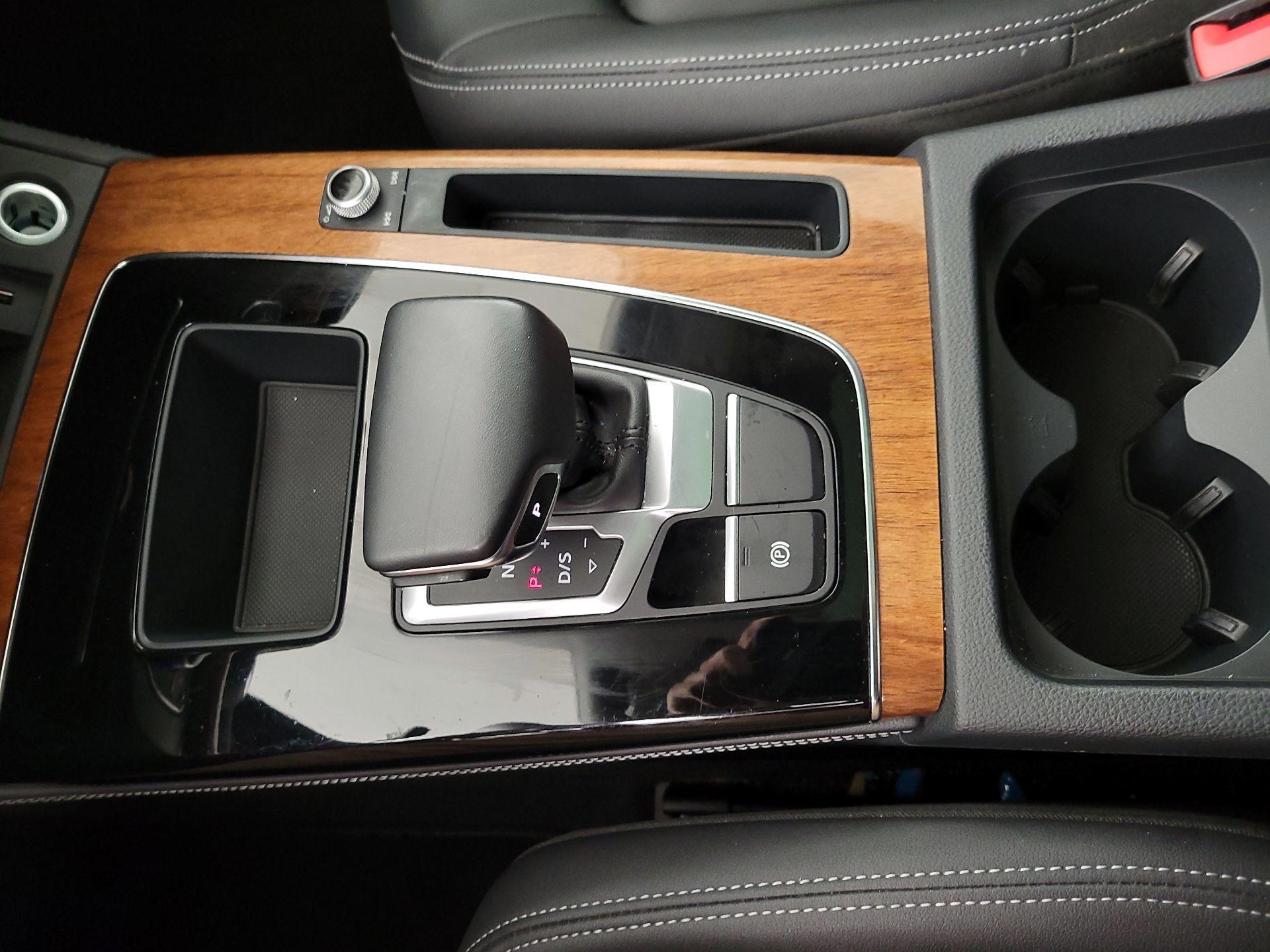 Thumbnail: 2023 Audi Q5 - 17