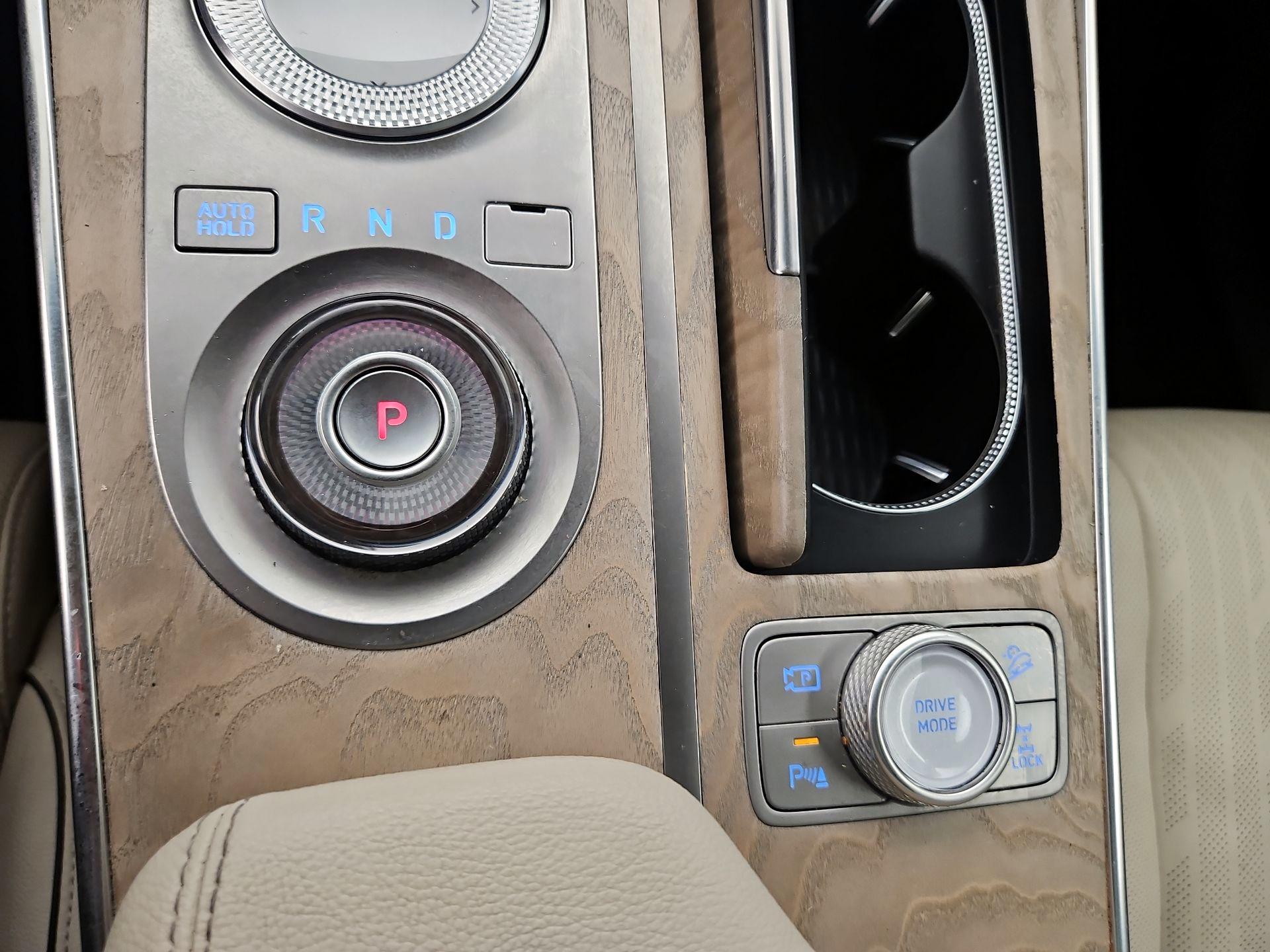 Thumbnail: 2022 Genesis GV80 - 18