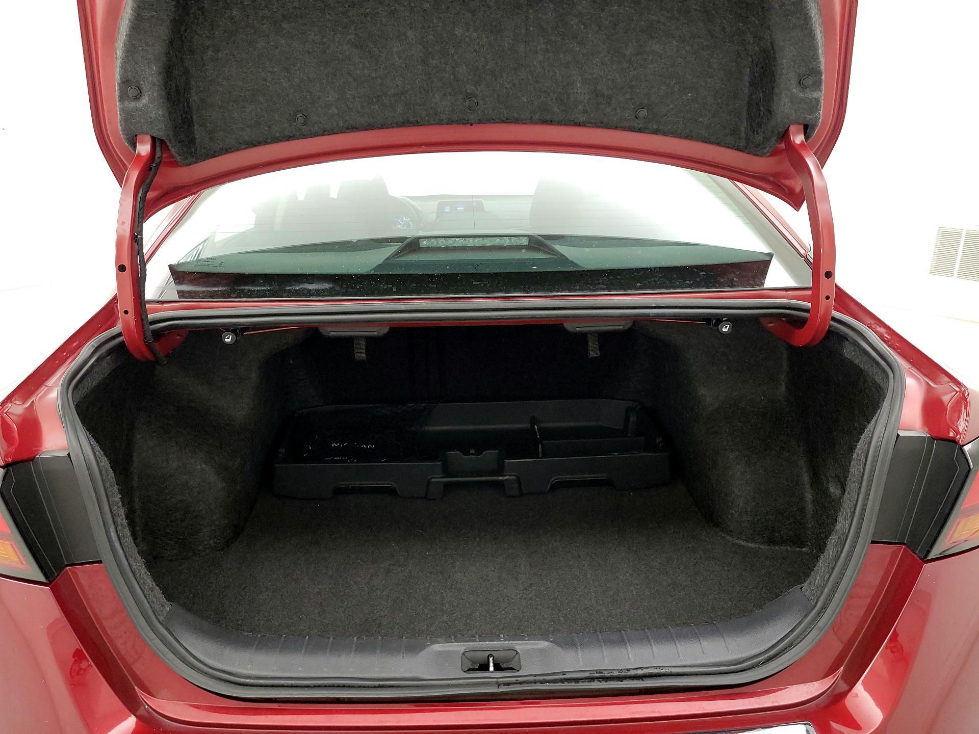 Thumbnail: 2023 Nissan Altima - 20