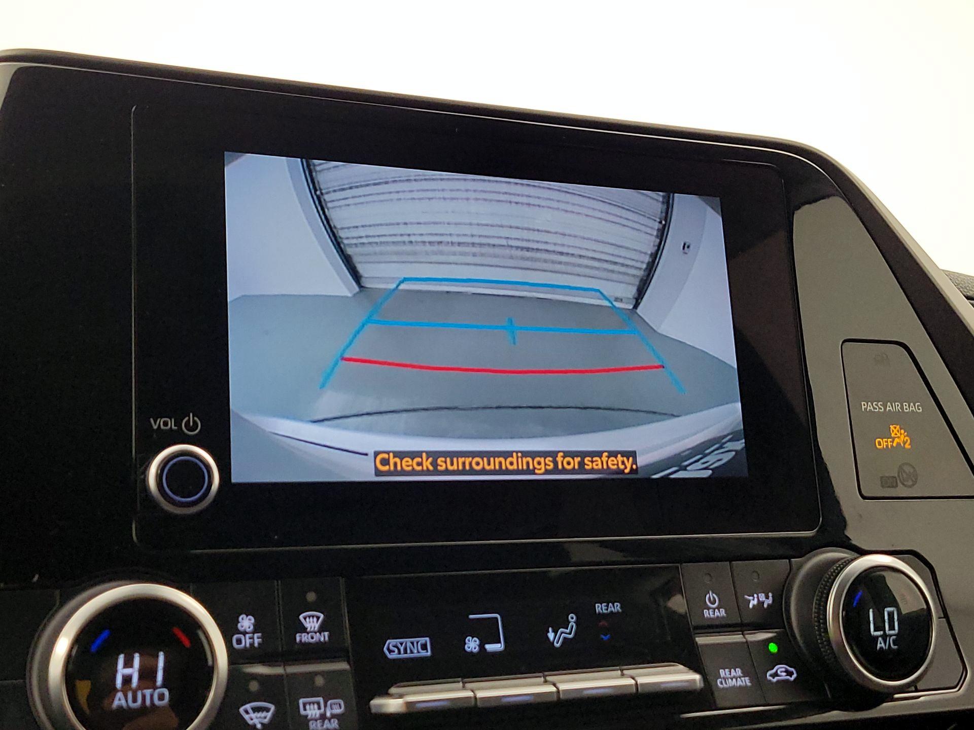 Thumbnail: 2023 Toyota Highlander - 14