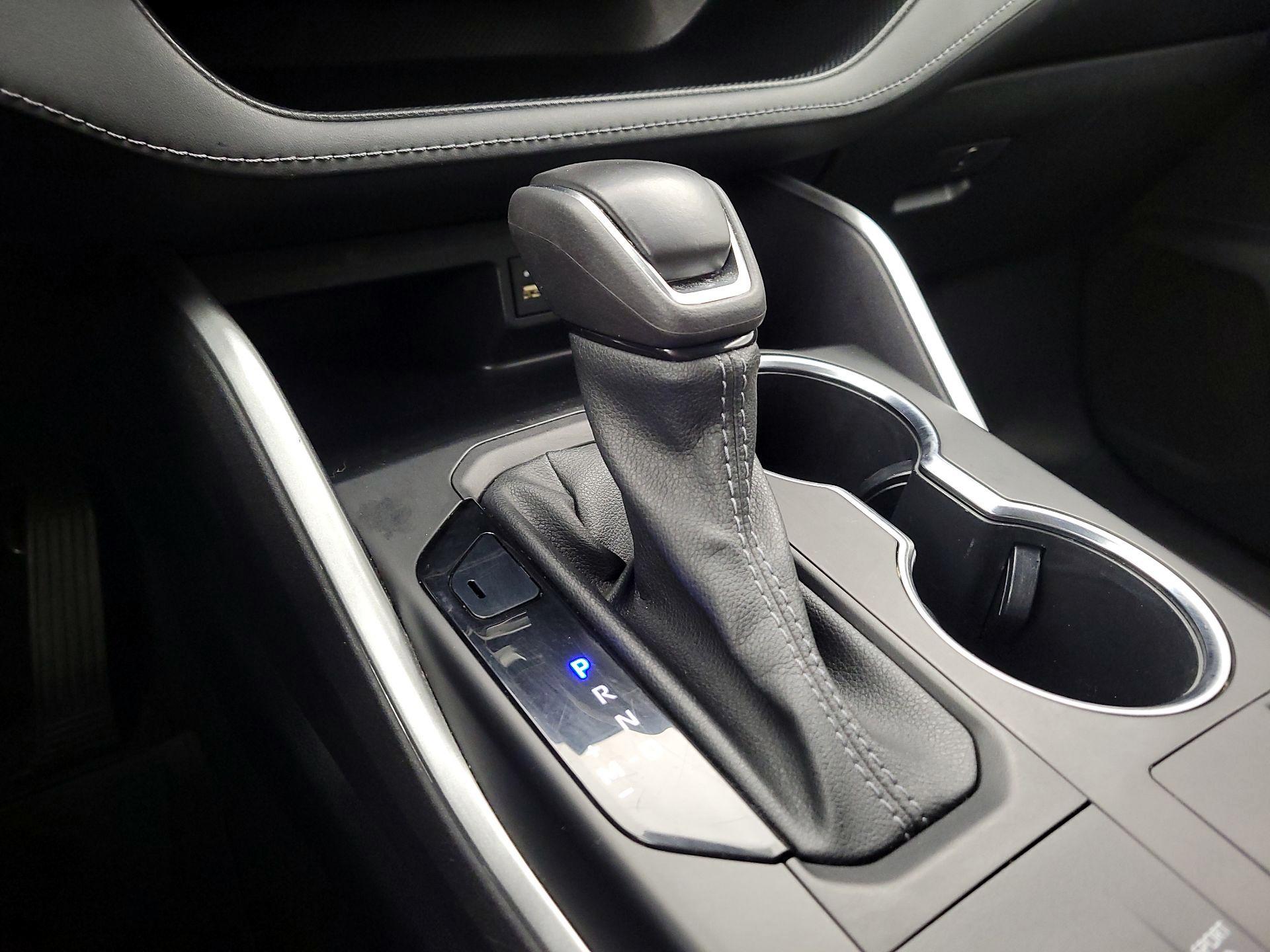 Thumbnail: 2023 Toyota Highlander - 17