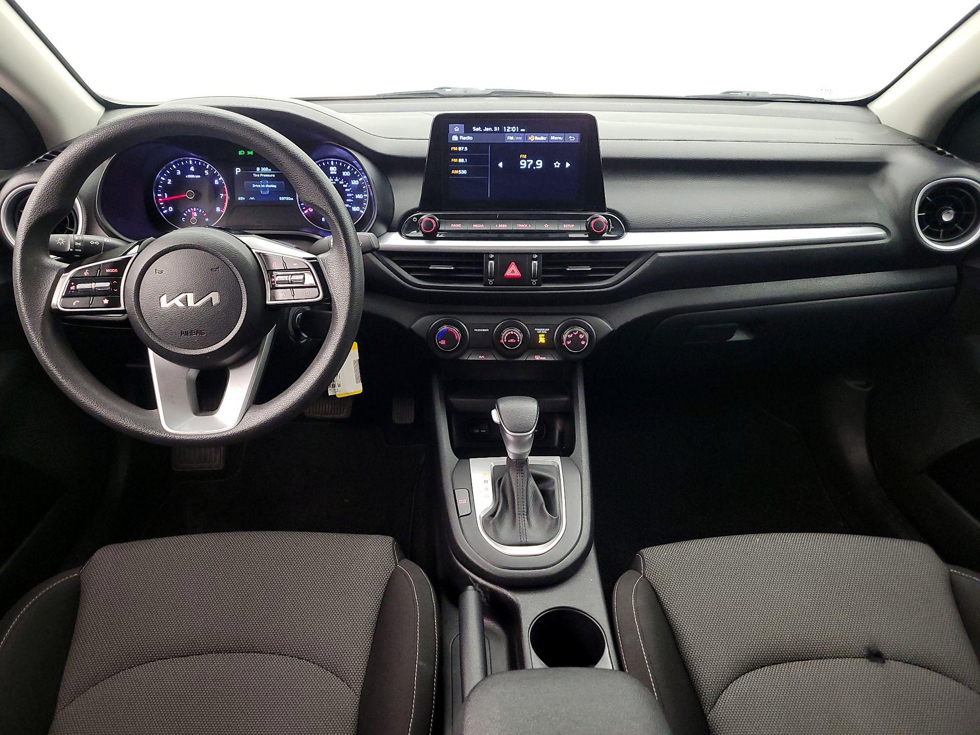 Thumbnail: 2023 Kia Forte - 9