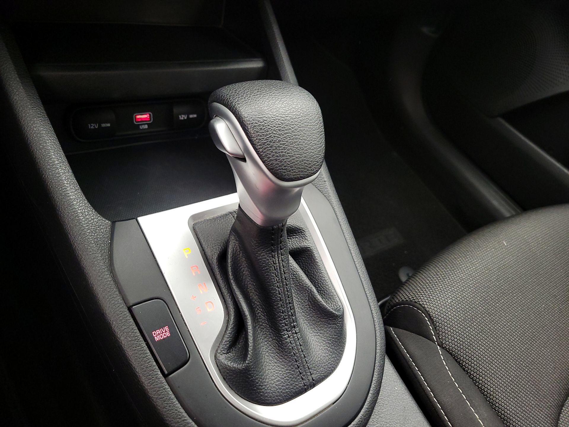 Thumbnail: 2023 Kia Forte - 17