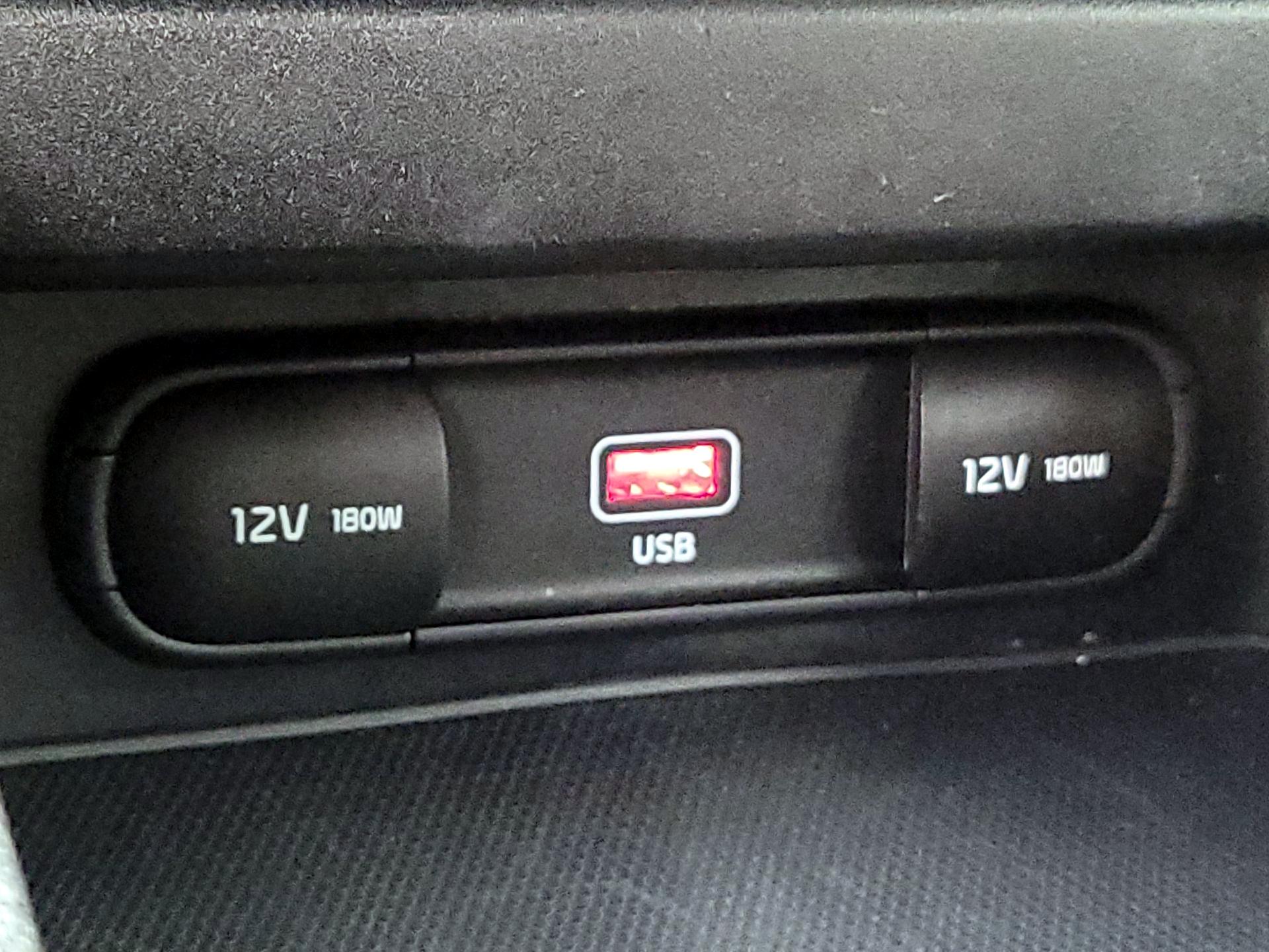 Thumbnail: 2023 Kia Forte - 18