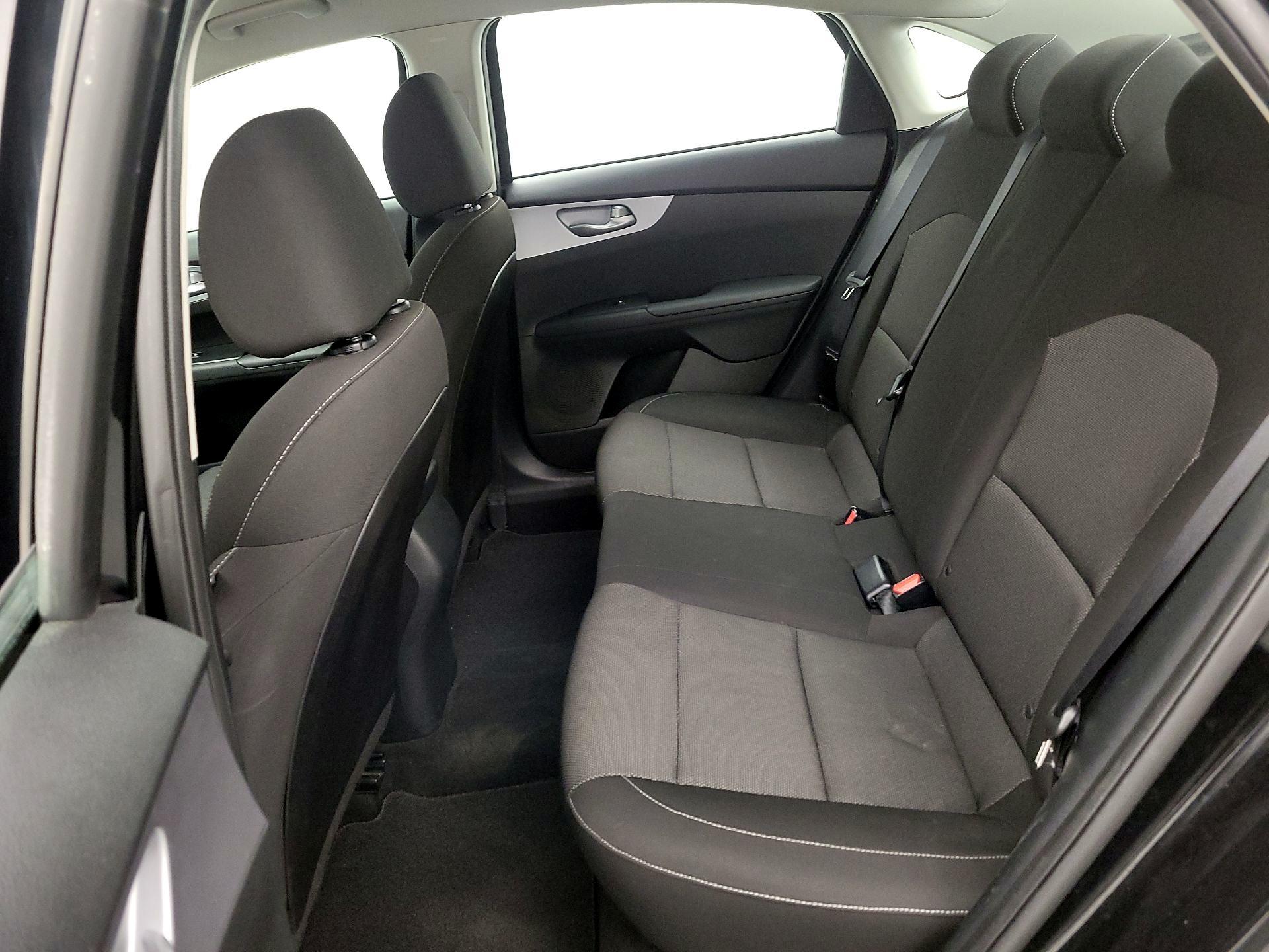 Thumbnail: 2023 Kia Forte - 19