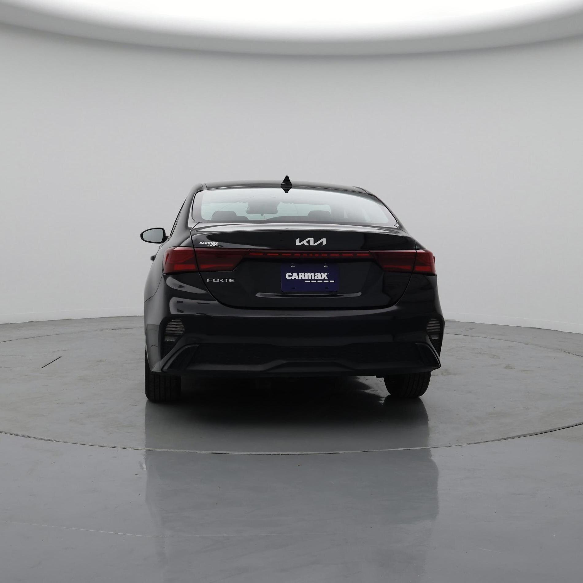 Thumbnail: 2023 Kia Forte - 6