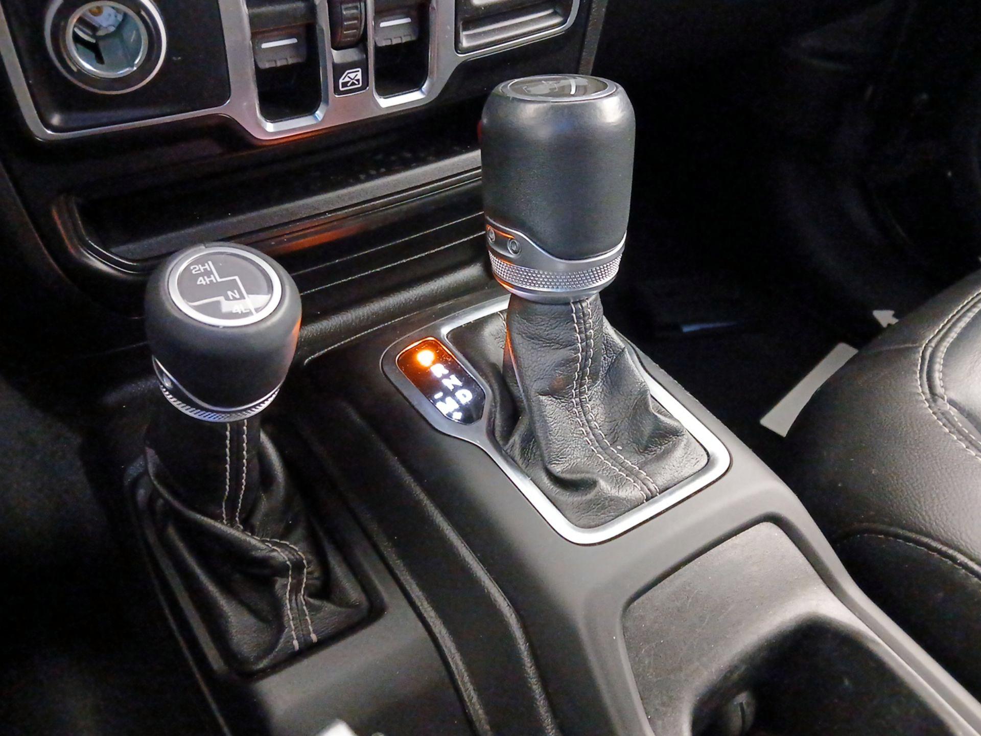 Thumbnail: 2021 Jeep Wrangler - 18