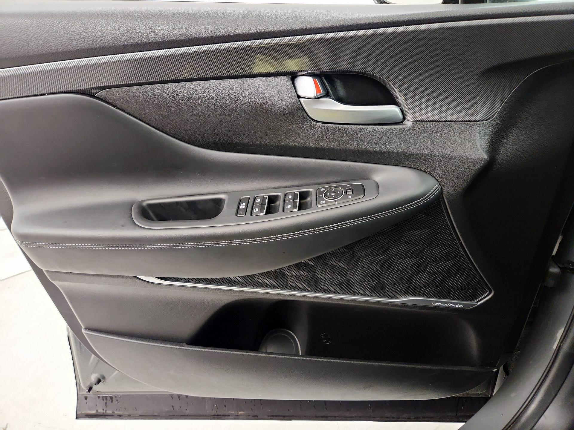 Thumbnail: 2022 Hyundai Santa Fe - 12