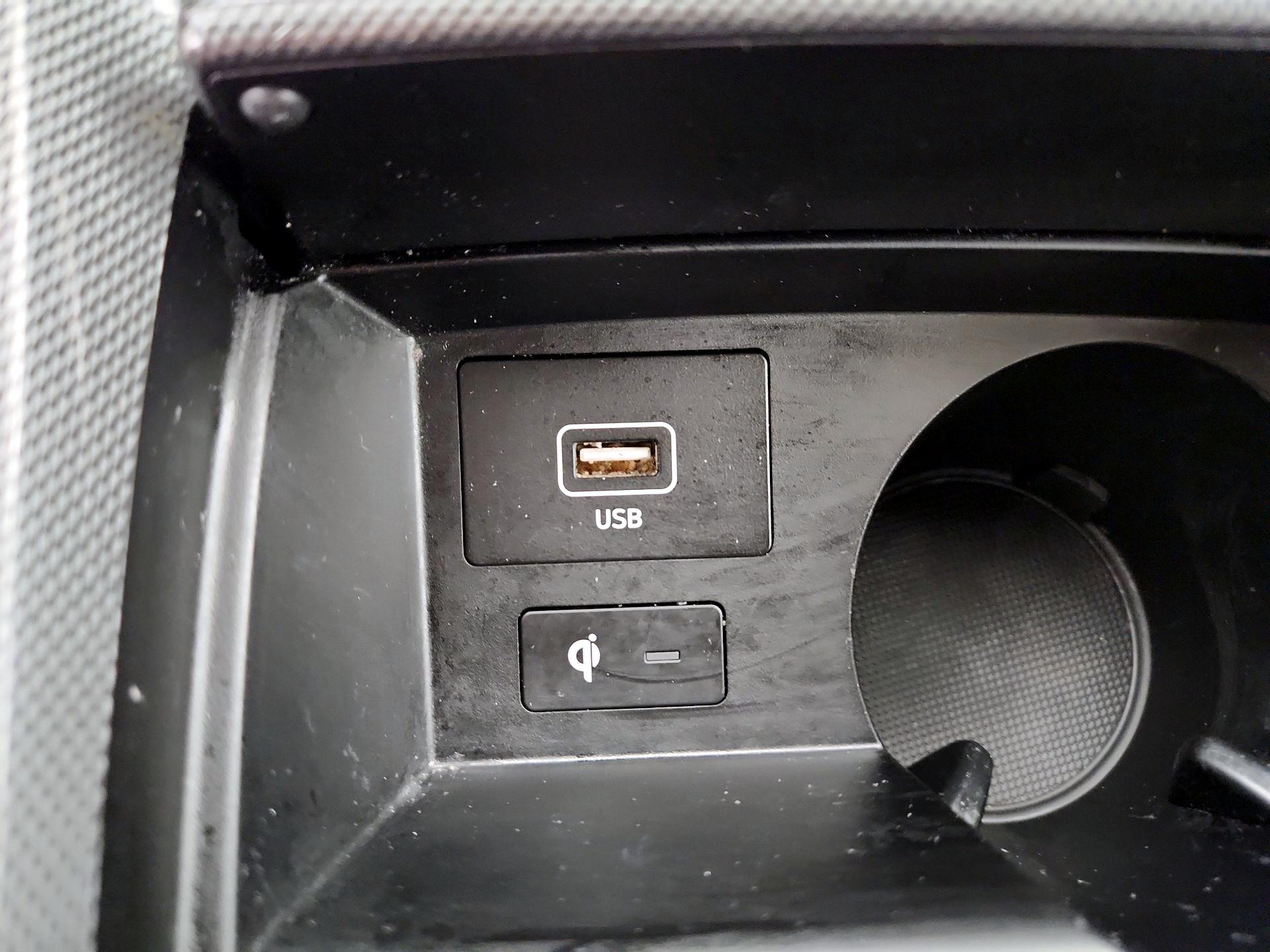 Thumbnail: 2022 Hyundai Santa Fe - 19