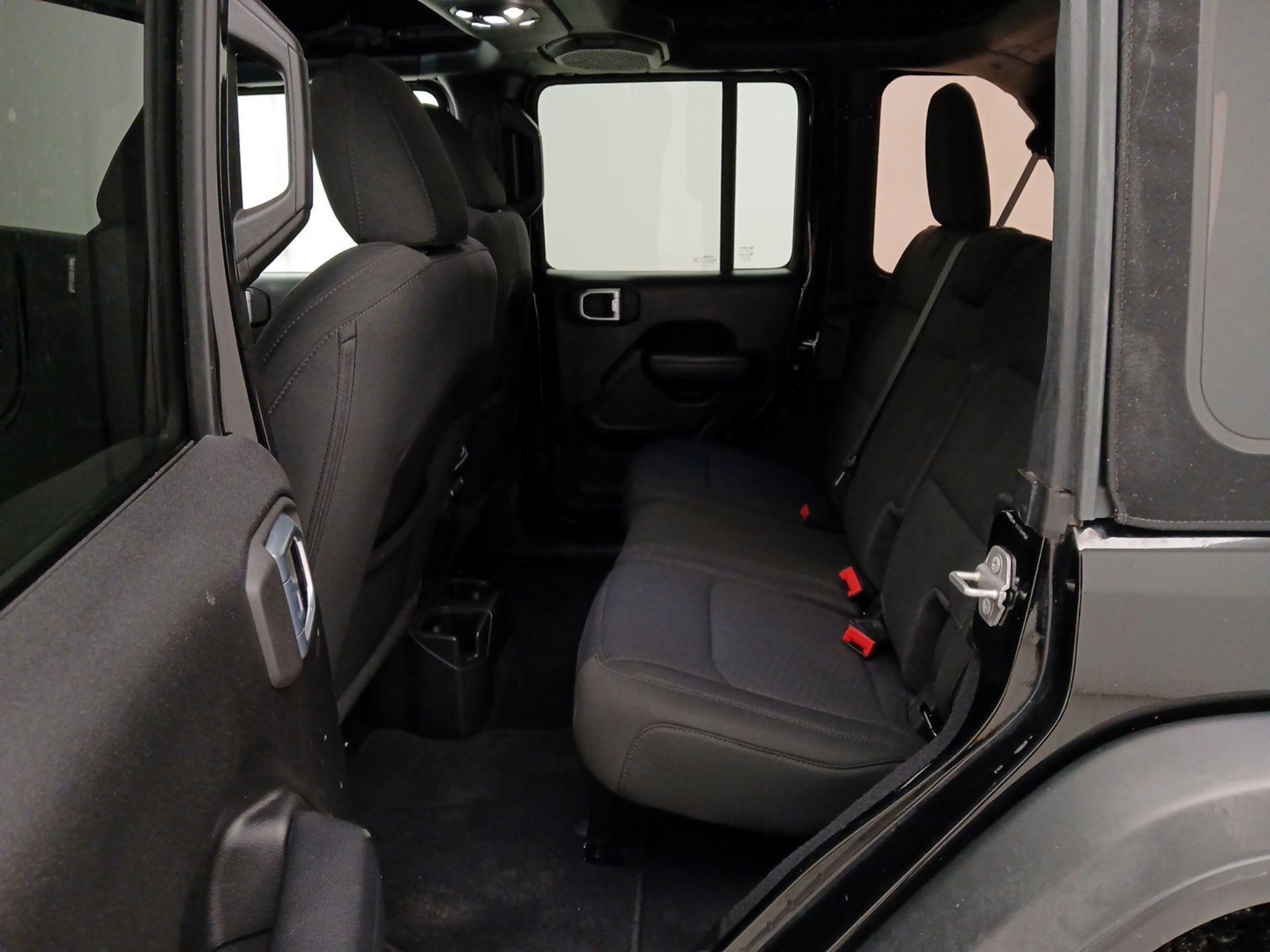 Thumbnail: 2021 Jeep Wrangler - 19