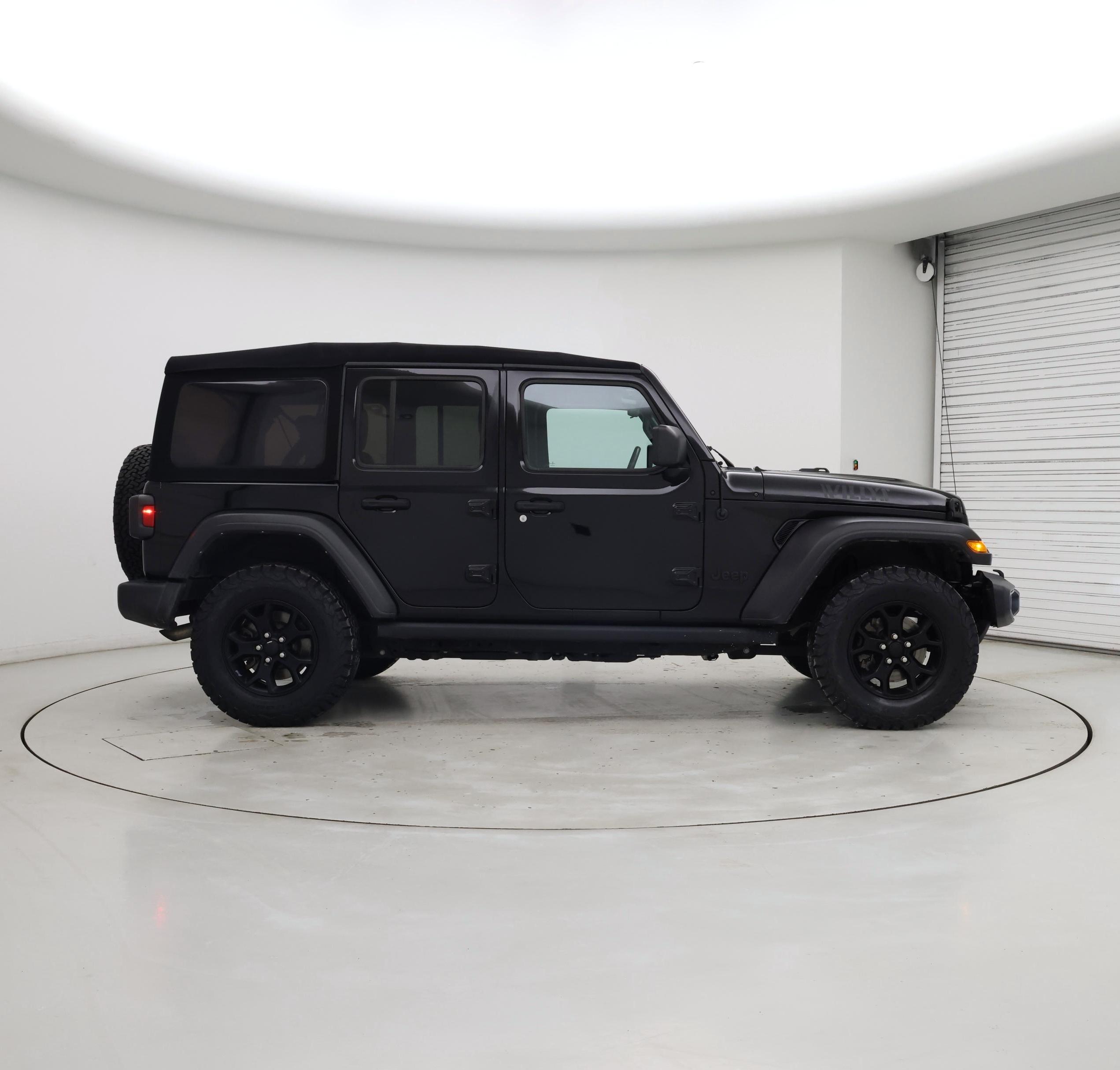 Thumbnail: 2021 Jeep Wrangler - 7