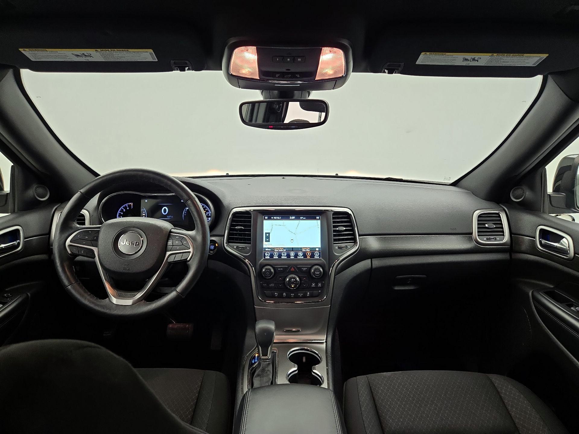 Thumbnail: 2018 Jeep Grand Cherokee - 9