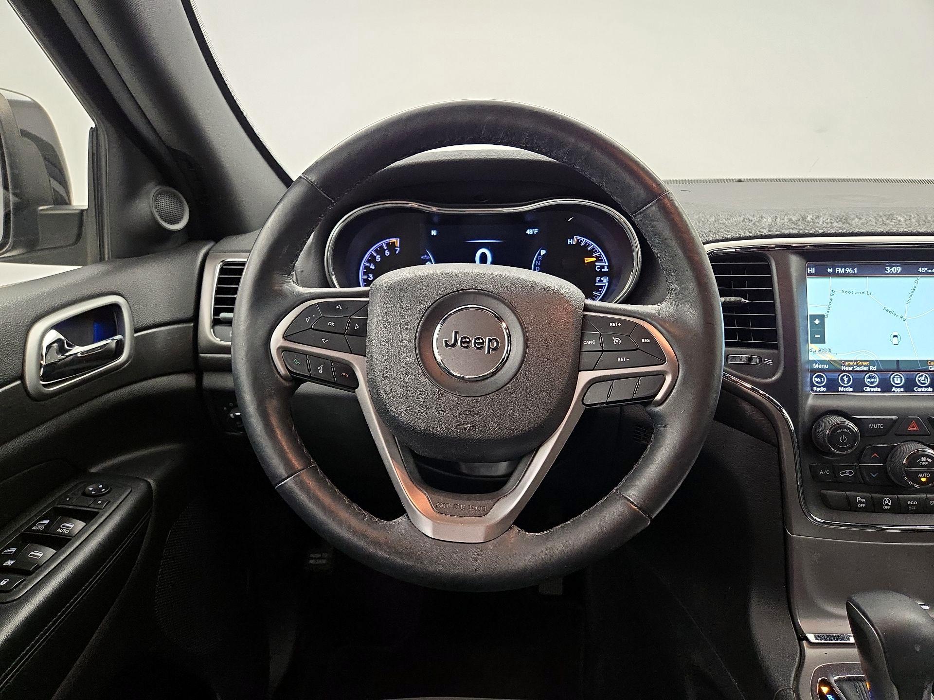 Thumbnail: 2018 Jeep Grand Cherokee - 10