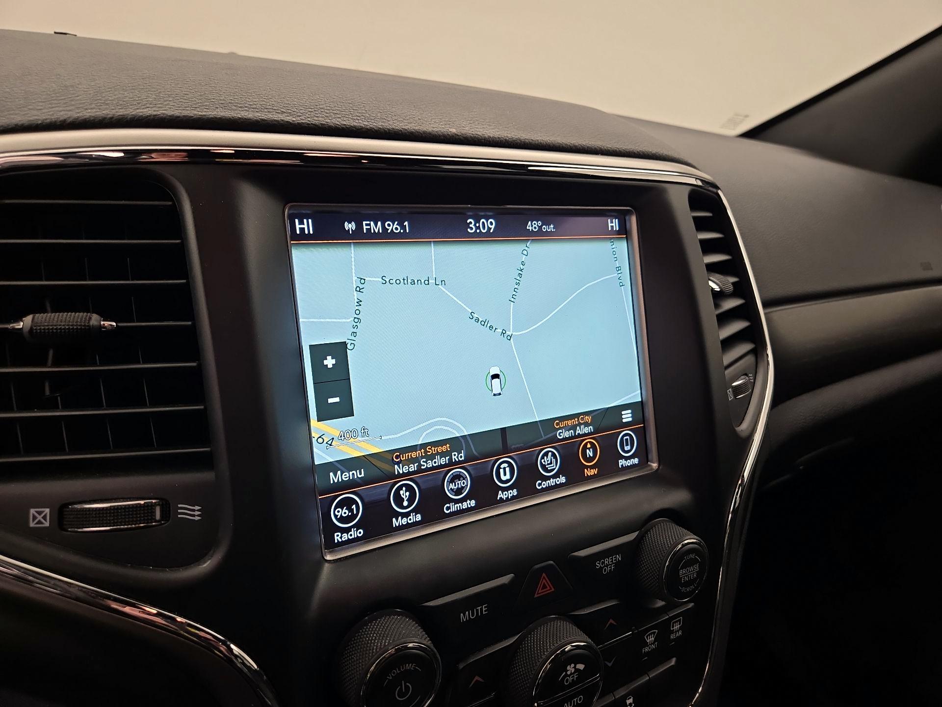 Thumbnail: 2018 Jeep Grand Cherokee - 14