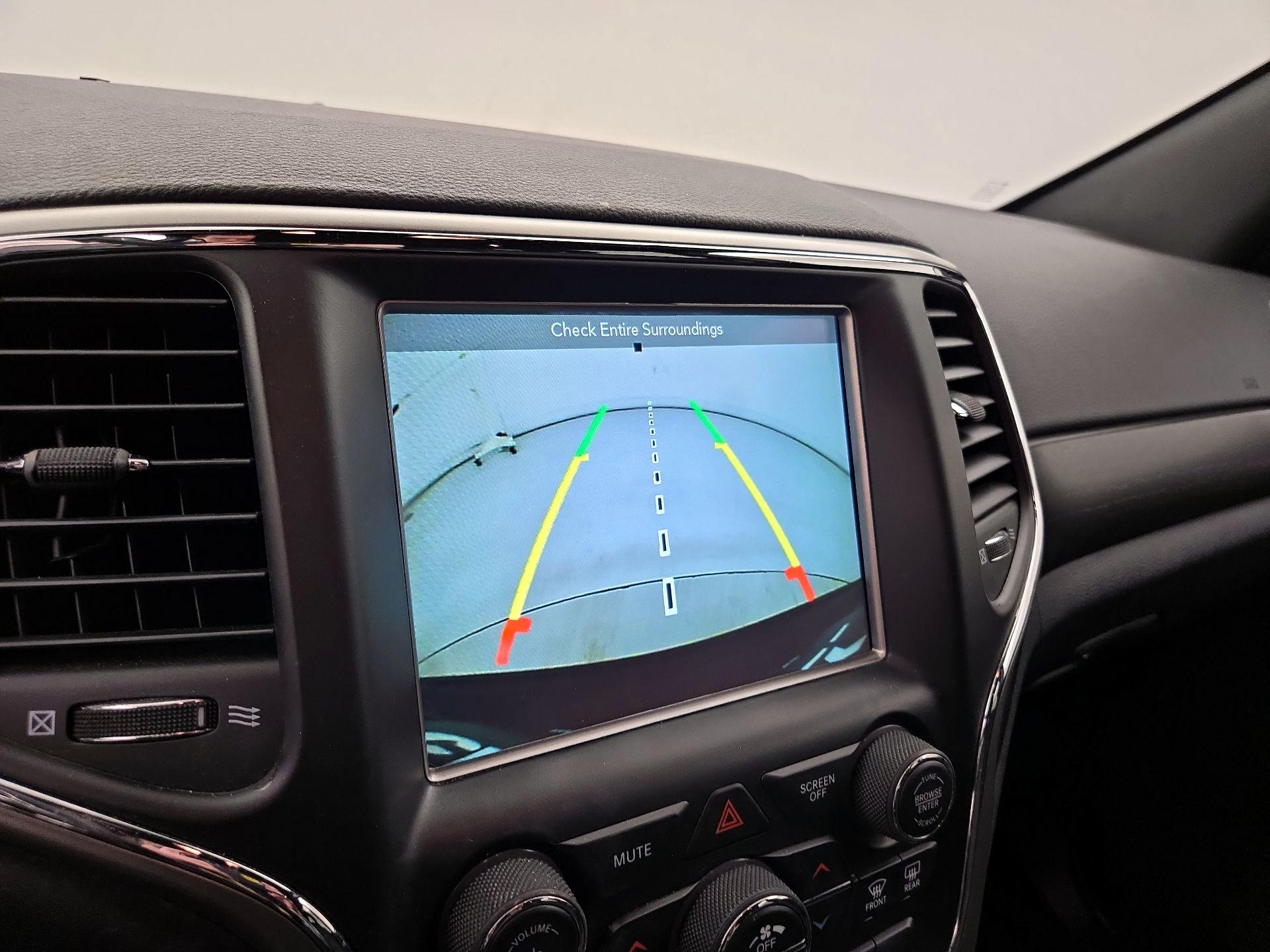 Thumbnail: 2018 Jeep Grand Cherokee - 15