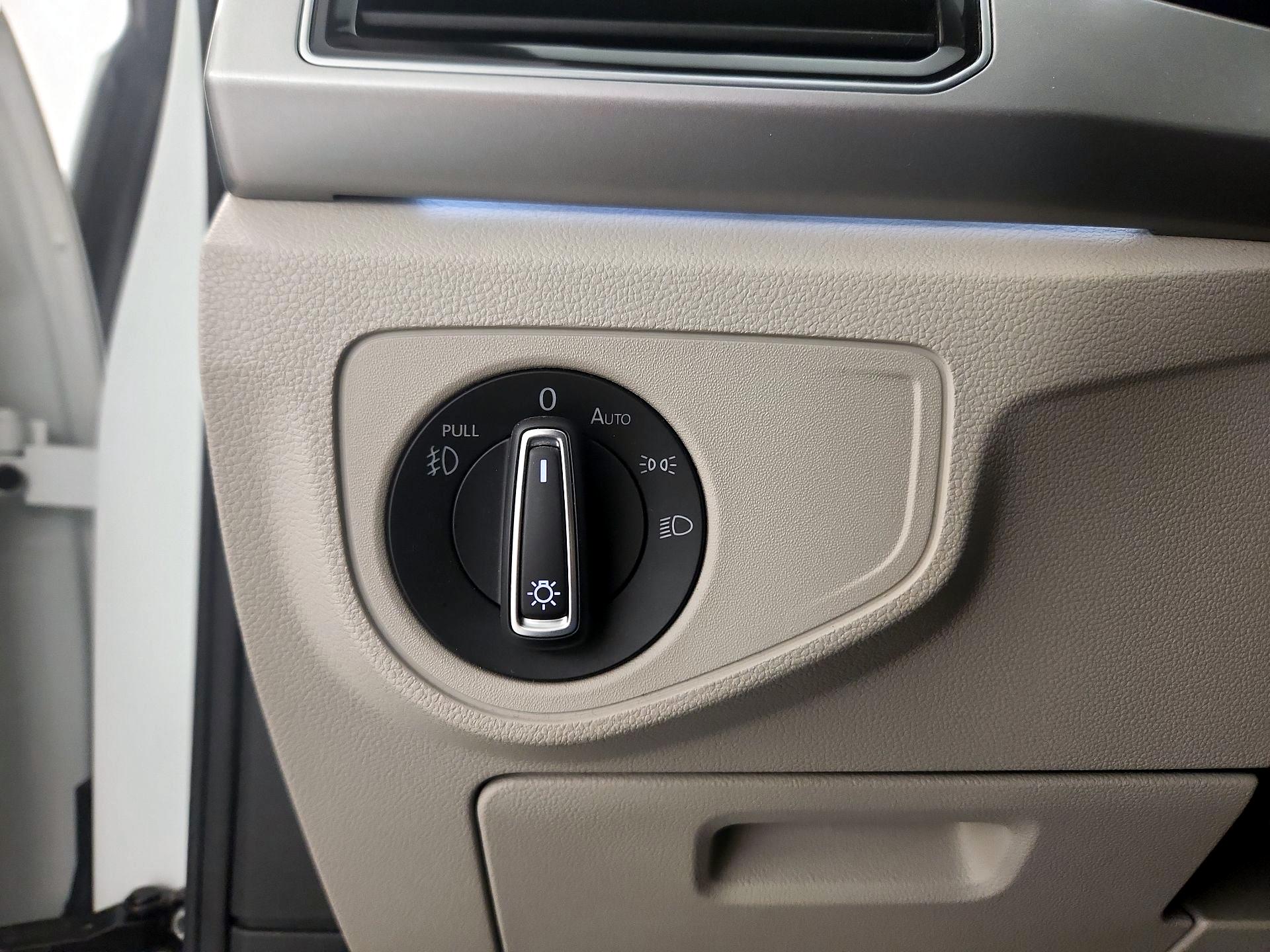 Thumbnail: 2019 Volkswagen Atlas - 13