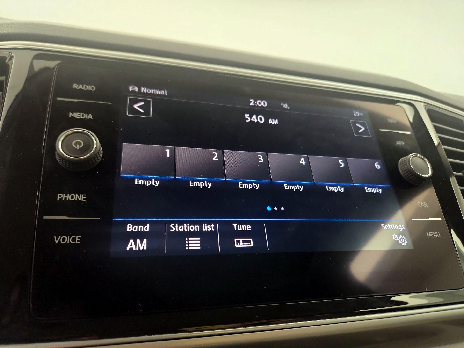 Thumbnail: 2019 Volkswagen Atlas - 16