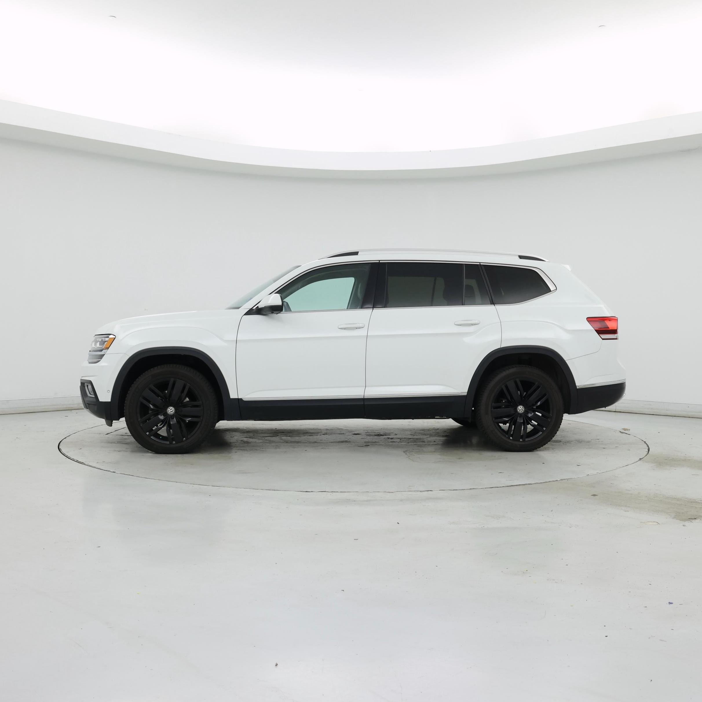 Thumbnail: 2019 Volkswagen Atlas - 3