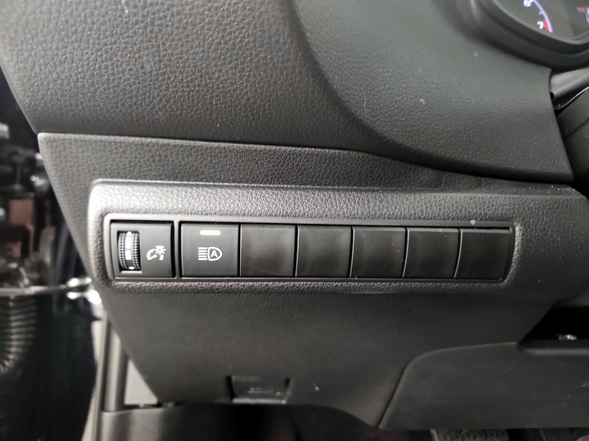 Thumbnail: 2025 Toyota Corolla - 13