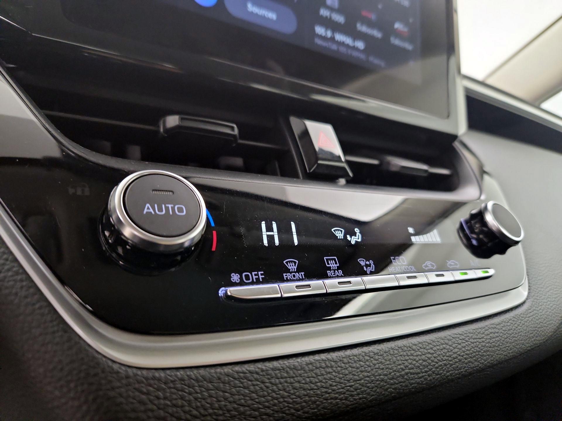 Thumbnail: 2025 Toyota Corolla - 16