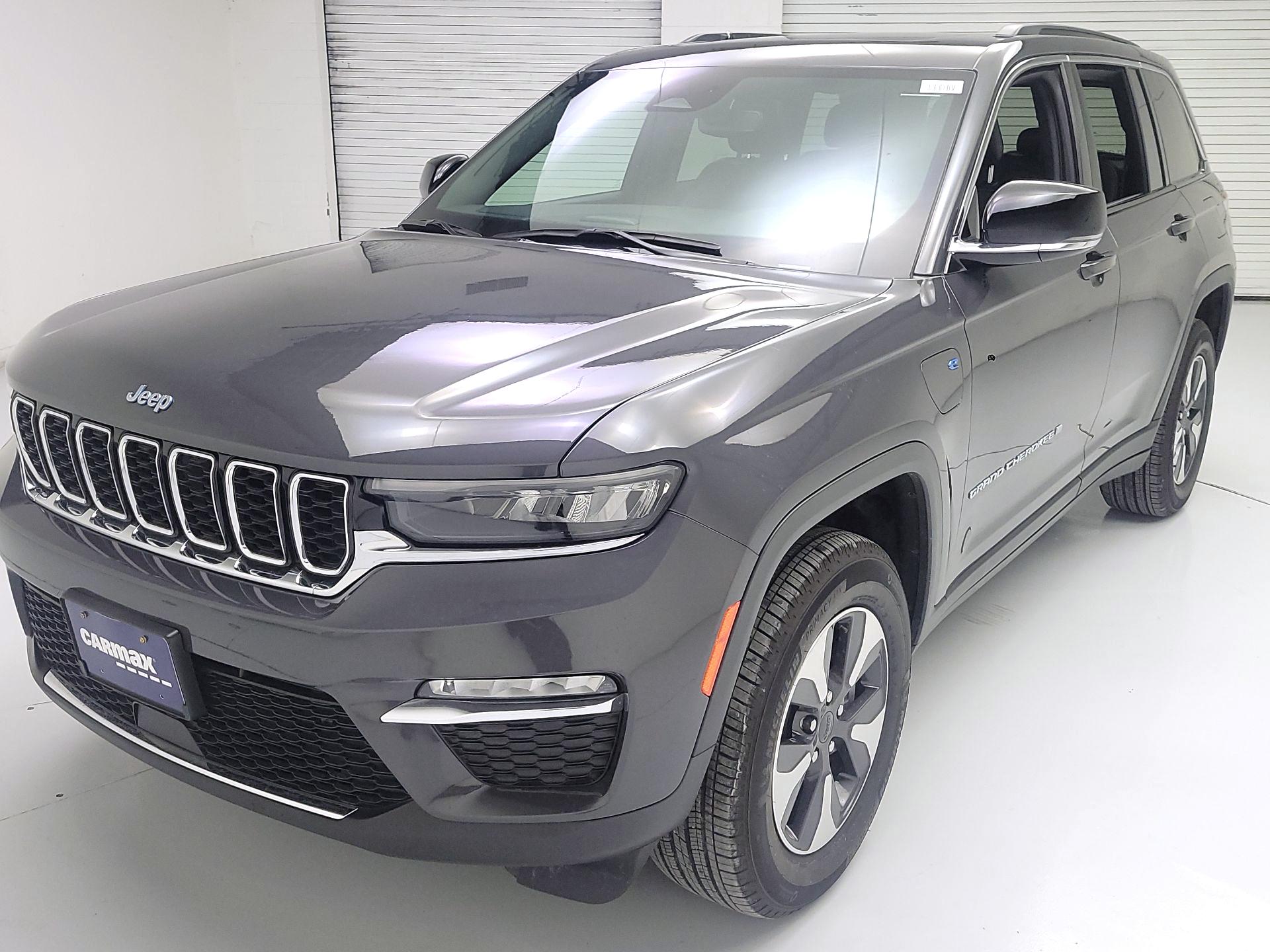 Thumbnail: 2024 Jeep Grand Cherokee - 3
