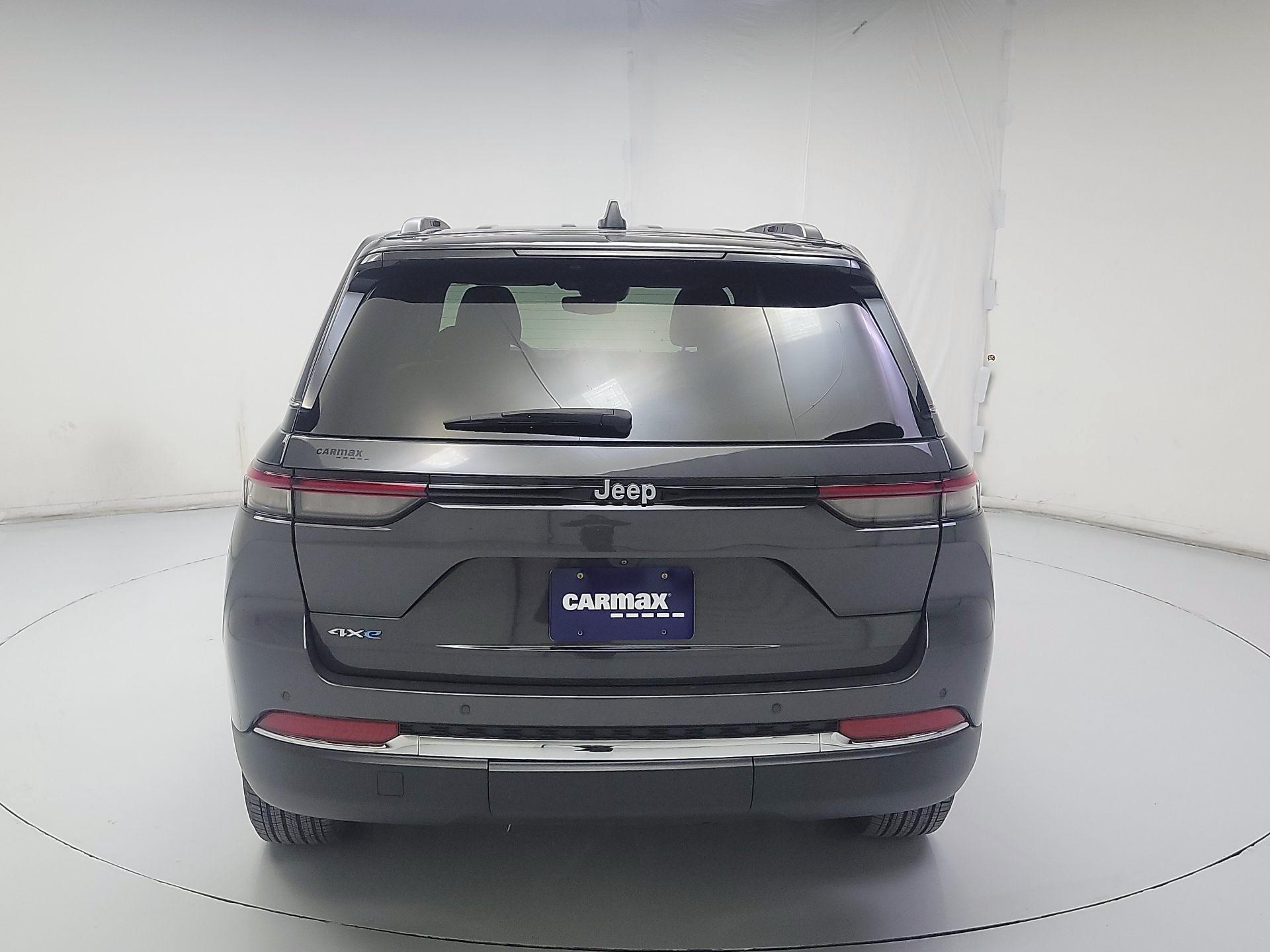 Thumbnail: 2024 Jeep Grand Cherokee - 6