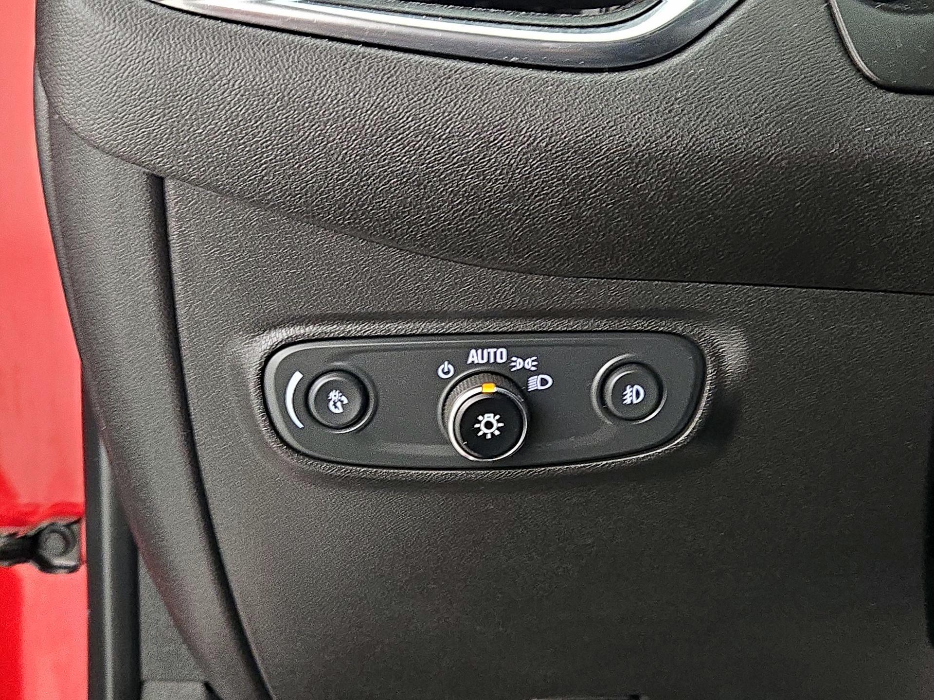 Thumbnail: 2023 Chevrolet Equinox - 13