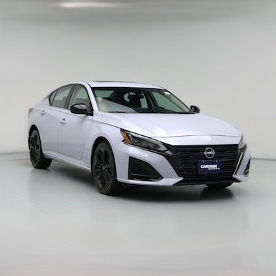 2023 Nissan Altima SR
