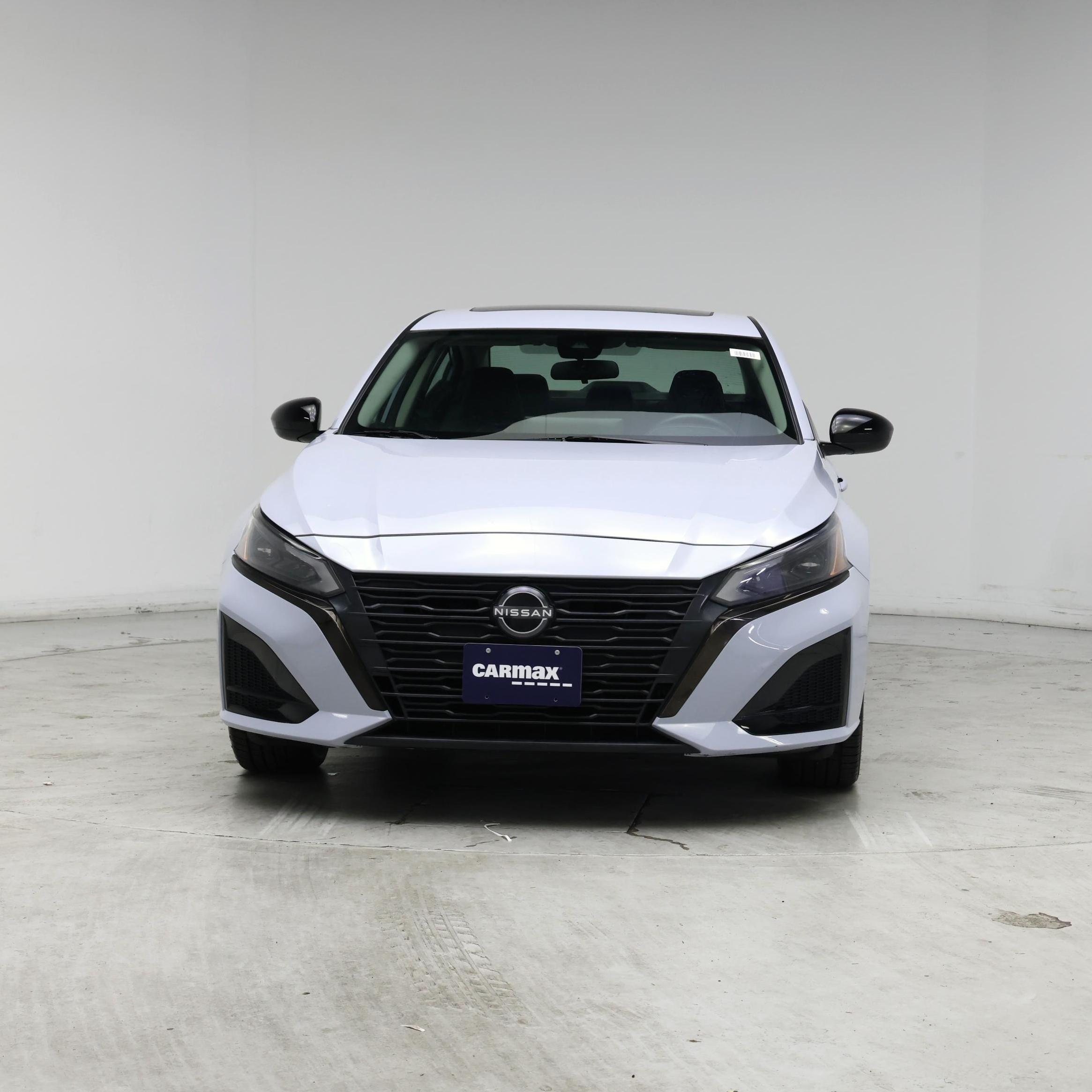 Thumbnail: 2023 Nissan Altima - 5