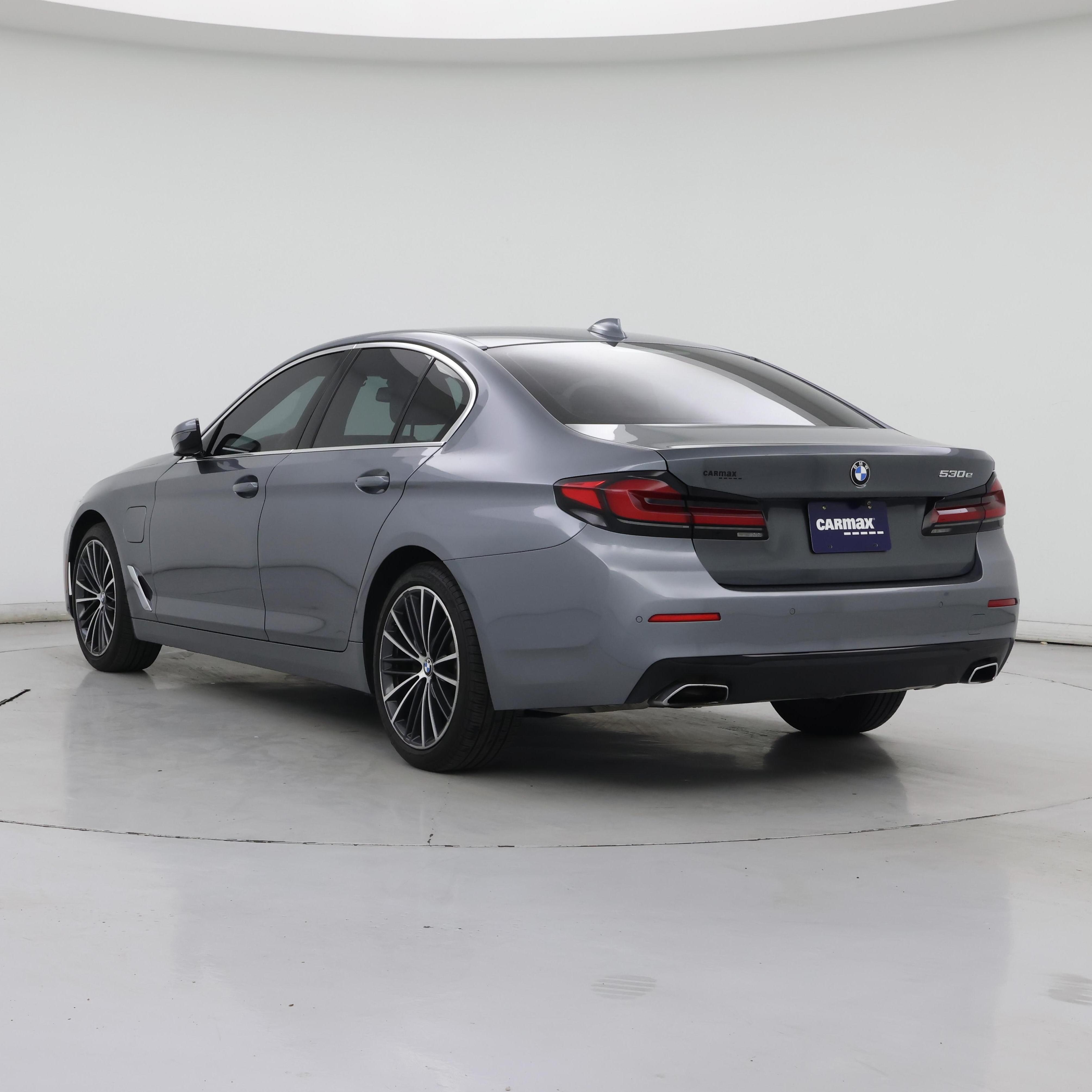 Thumbnail: 2021 BMW 5 Series - 2