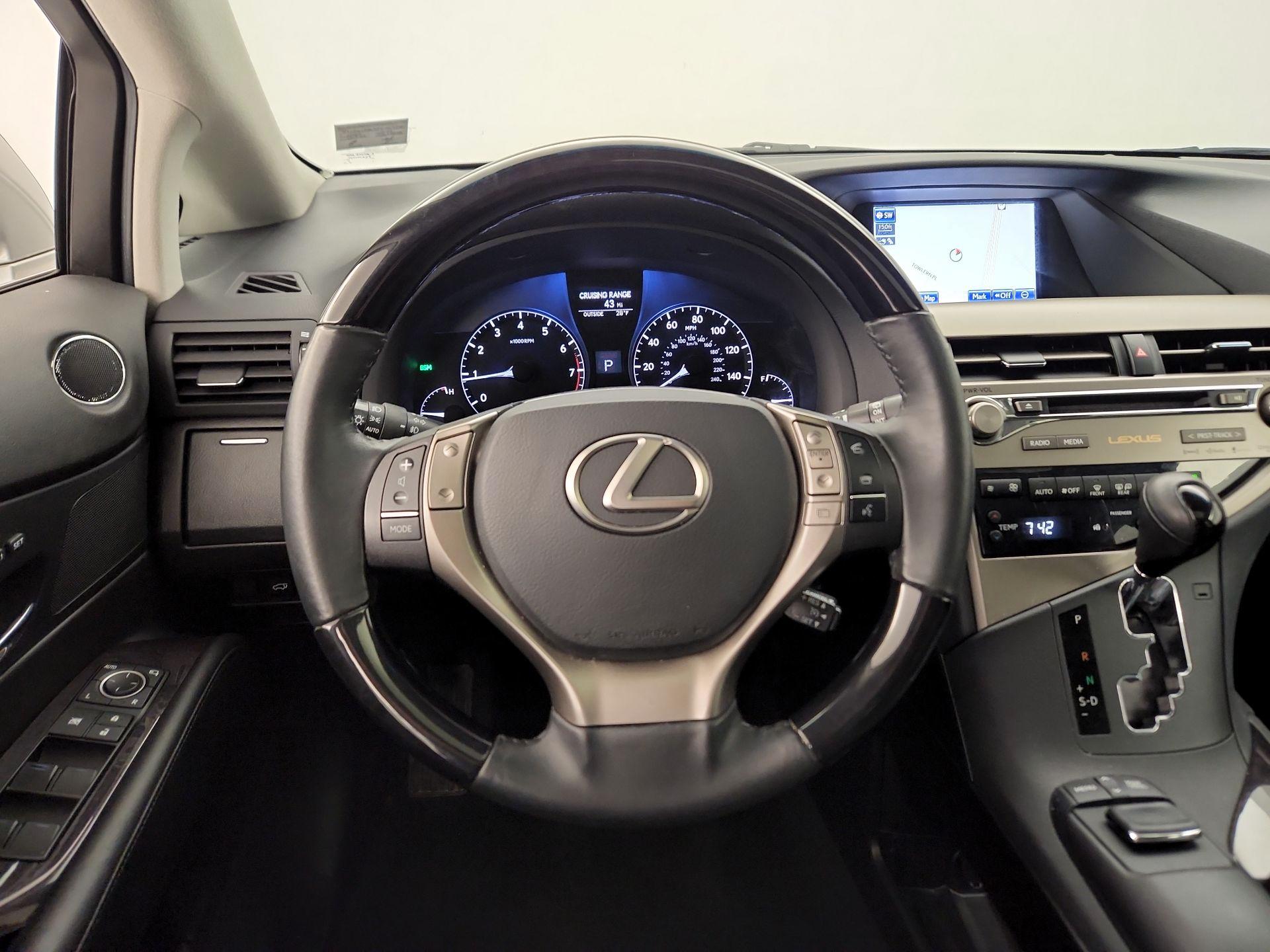 Thumbnail: 2015 Lexus RX - 10