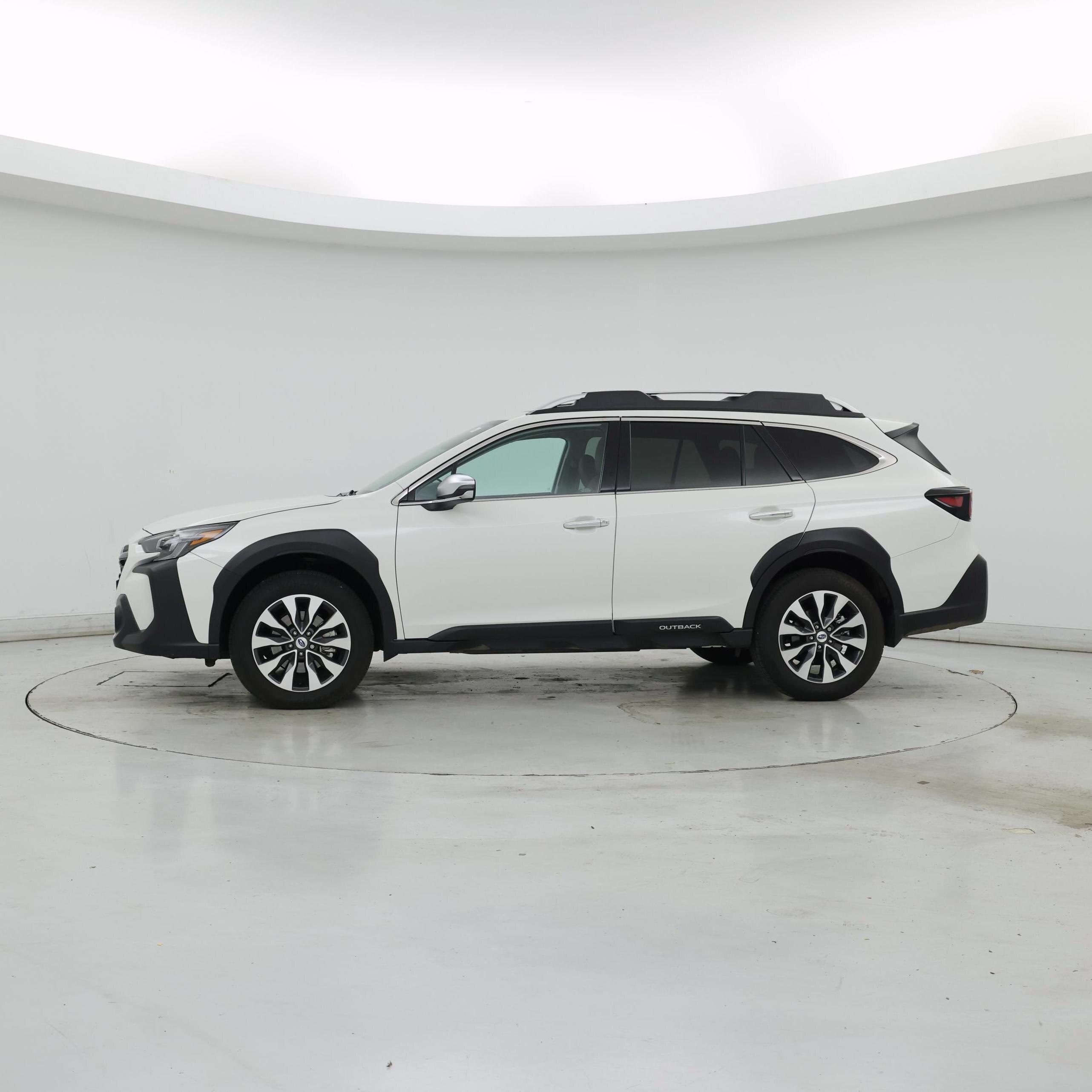 Thumbnail: 2025 Subaru Outback - 3