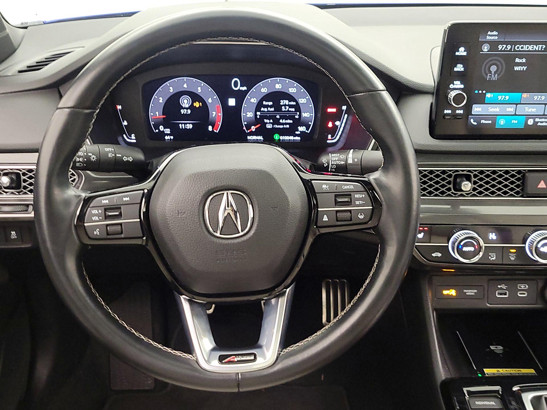 Thumbnail: 2023 Acura Integra - 10